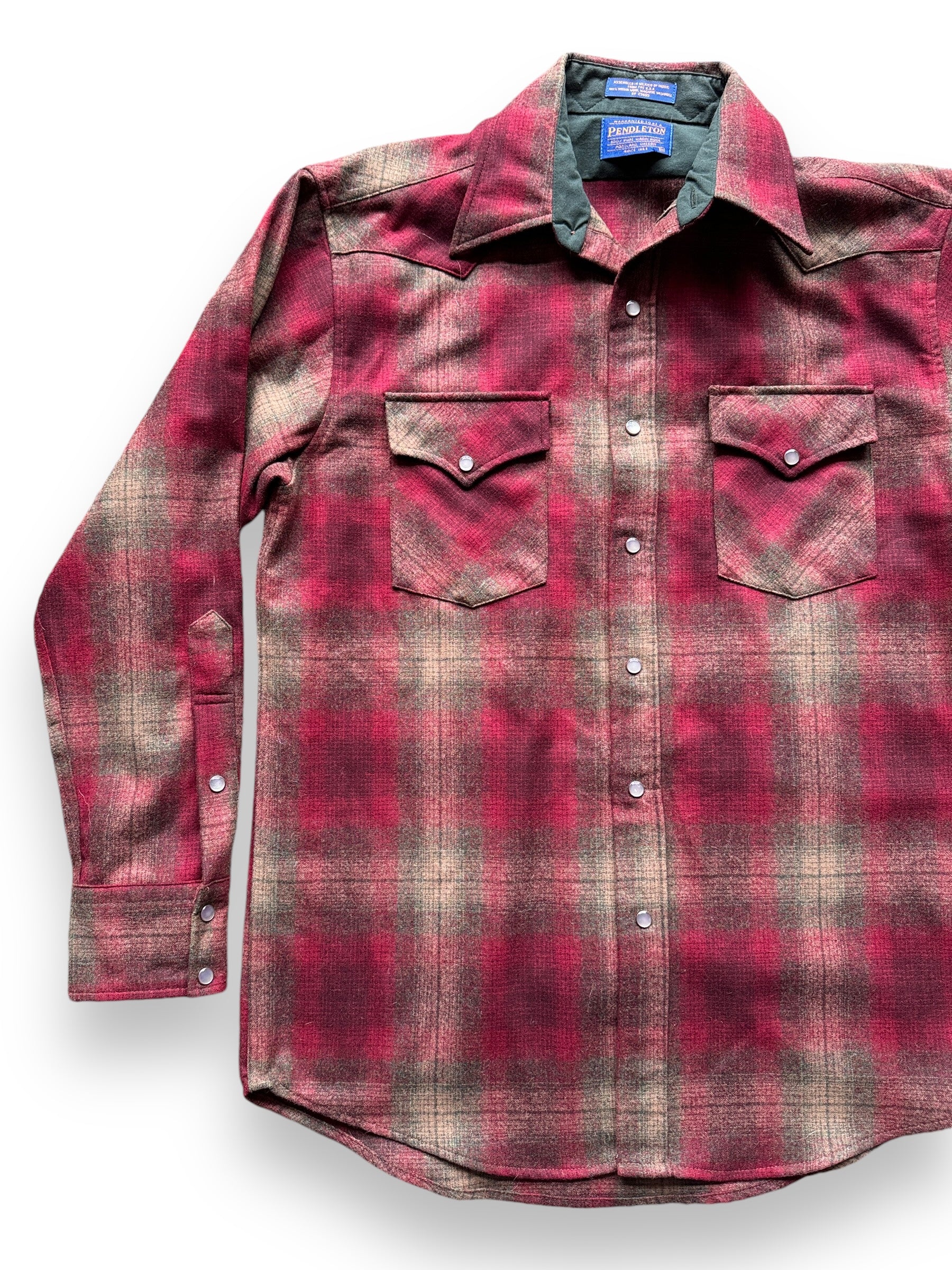 front right of Vintage Pendleton Shadowplaid Western Flannel SZ M