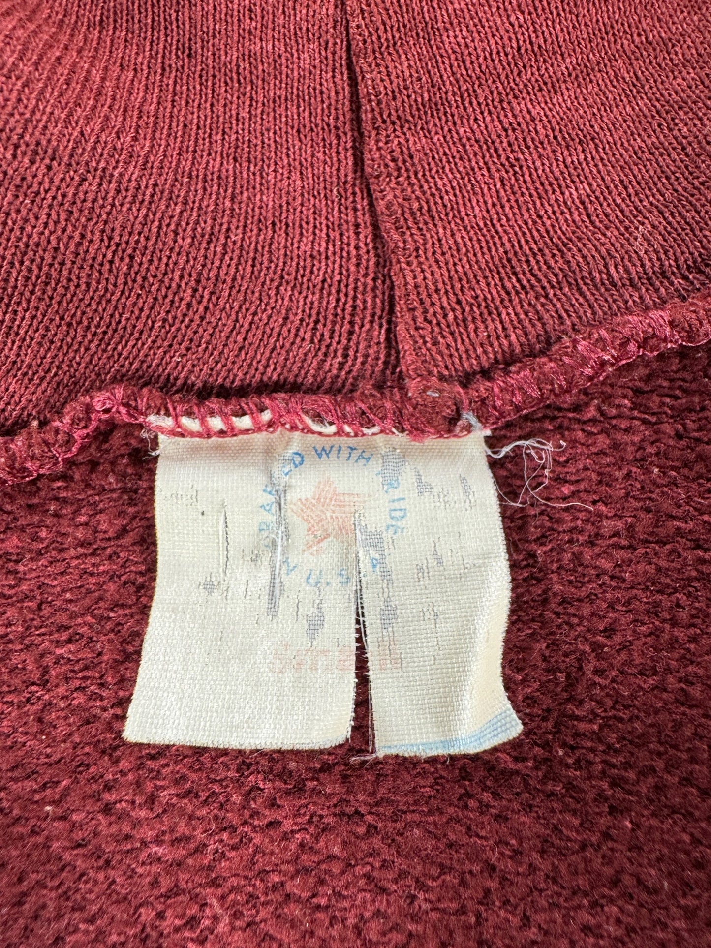 Tag on Vintage Maroon Zip Up Hoodie SZ S