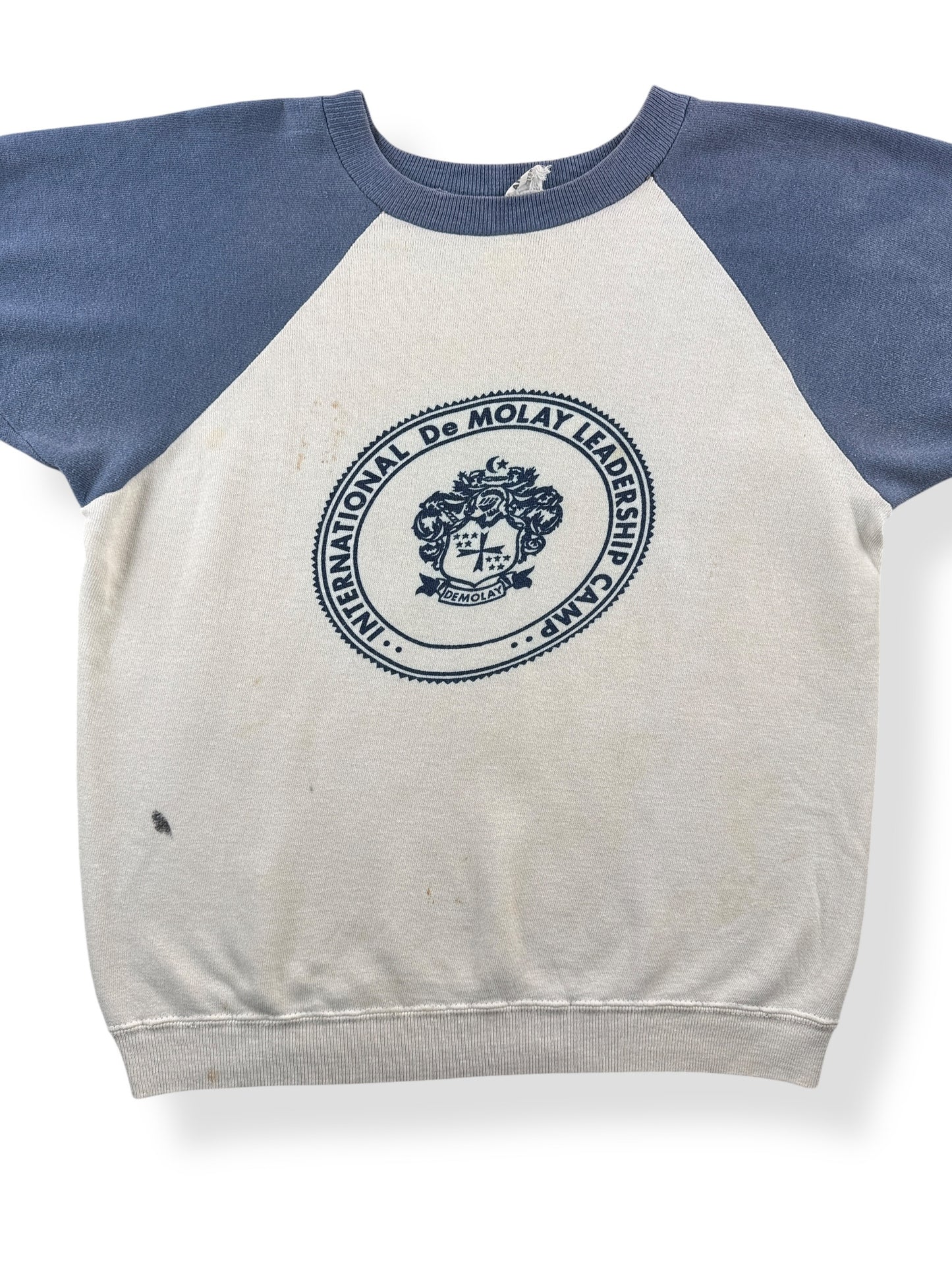 Front Close Up of Vintage 60s Two Tone Shortsleeve Sweatshirt SZ S