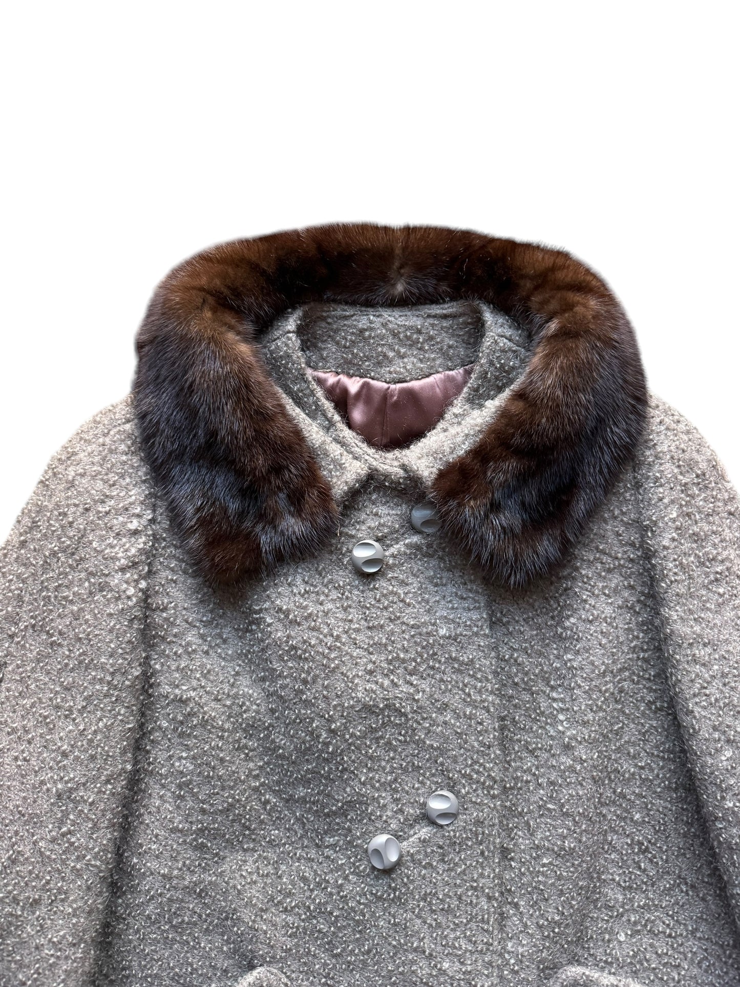 Unbuttoned collar of 1960s Mink Fur Collar Coat L