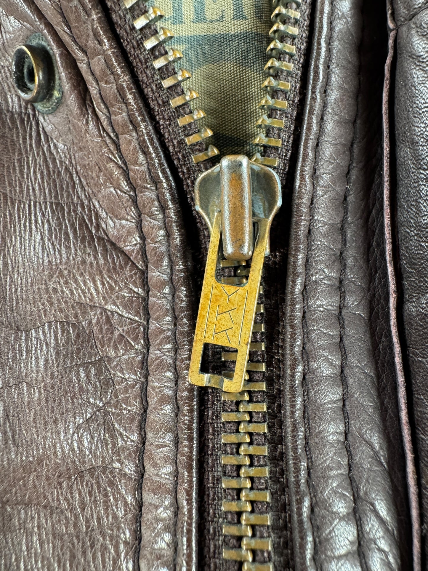 Zipper on Vintage Elliot Kastle 1983 Leather Jacket SZ 40