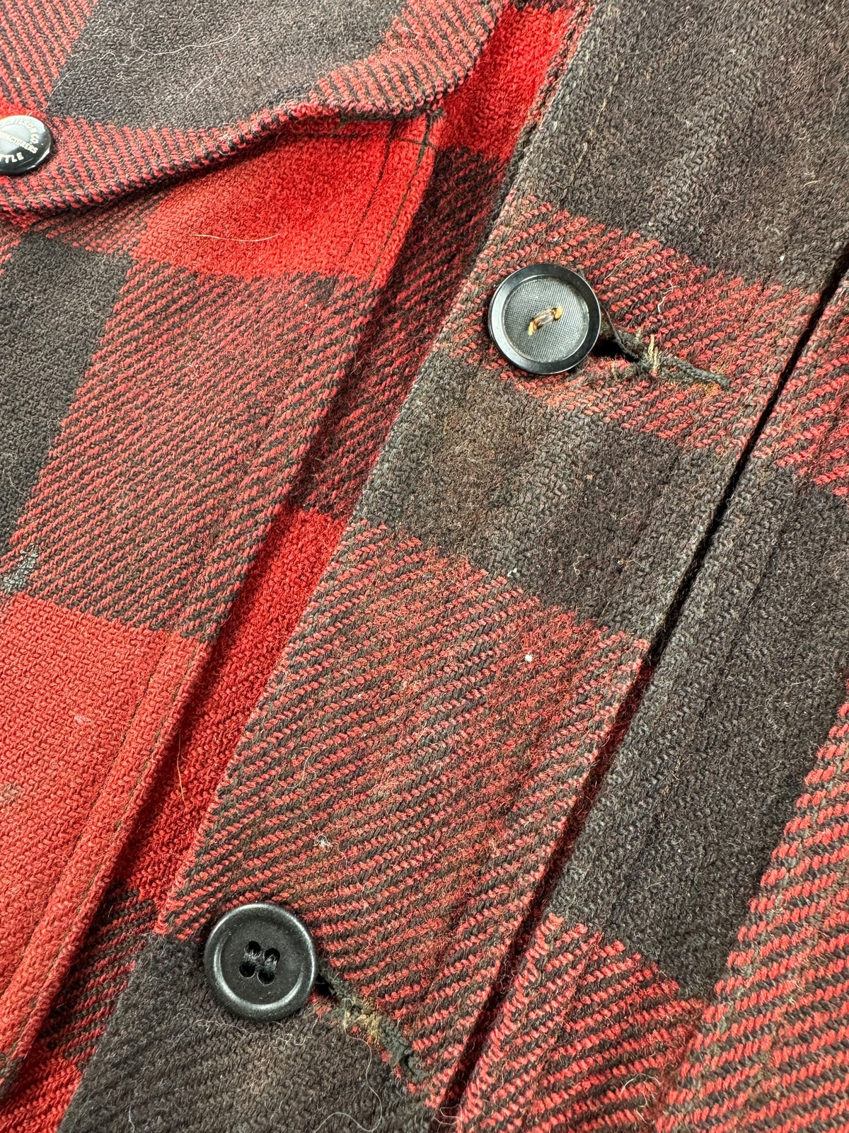 Buttons on Vintage 40s Era Filson Wool Mackinaw Cruiser Jacket SZ L