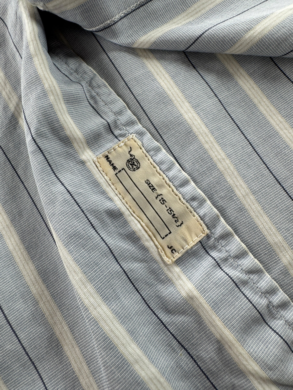 Size tag on Vintage J. Crew Oxford Shirt SZ M