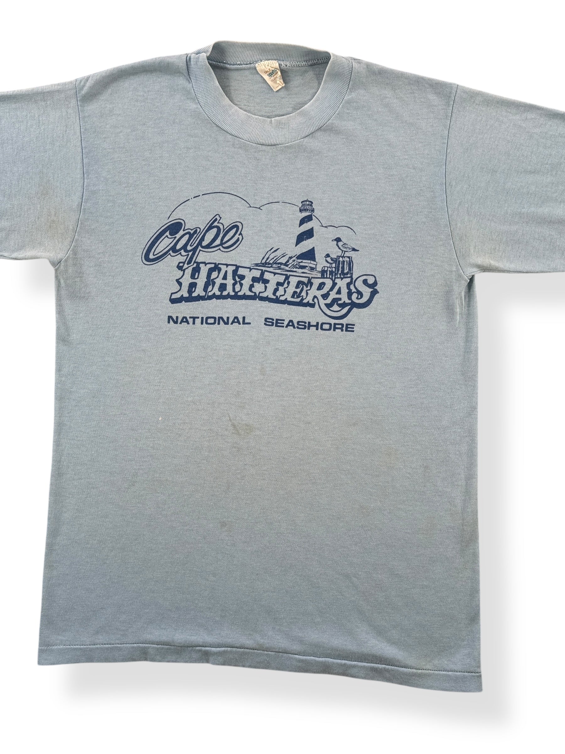 Front Close Up of Vintage Cape Hatteras Tourist Tee SZ S