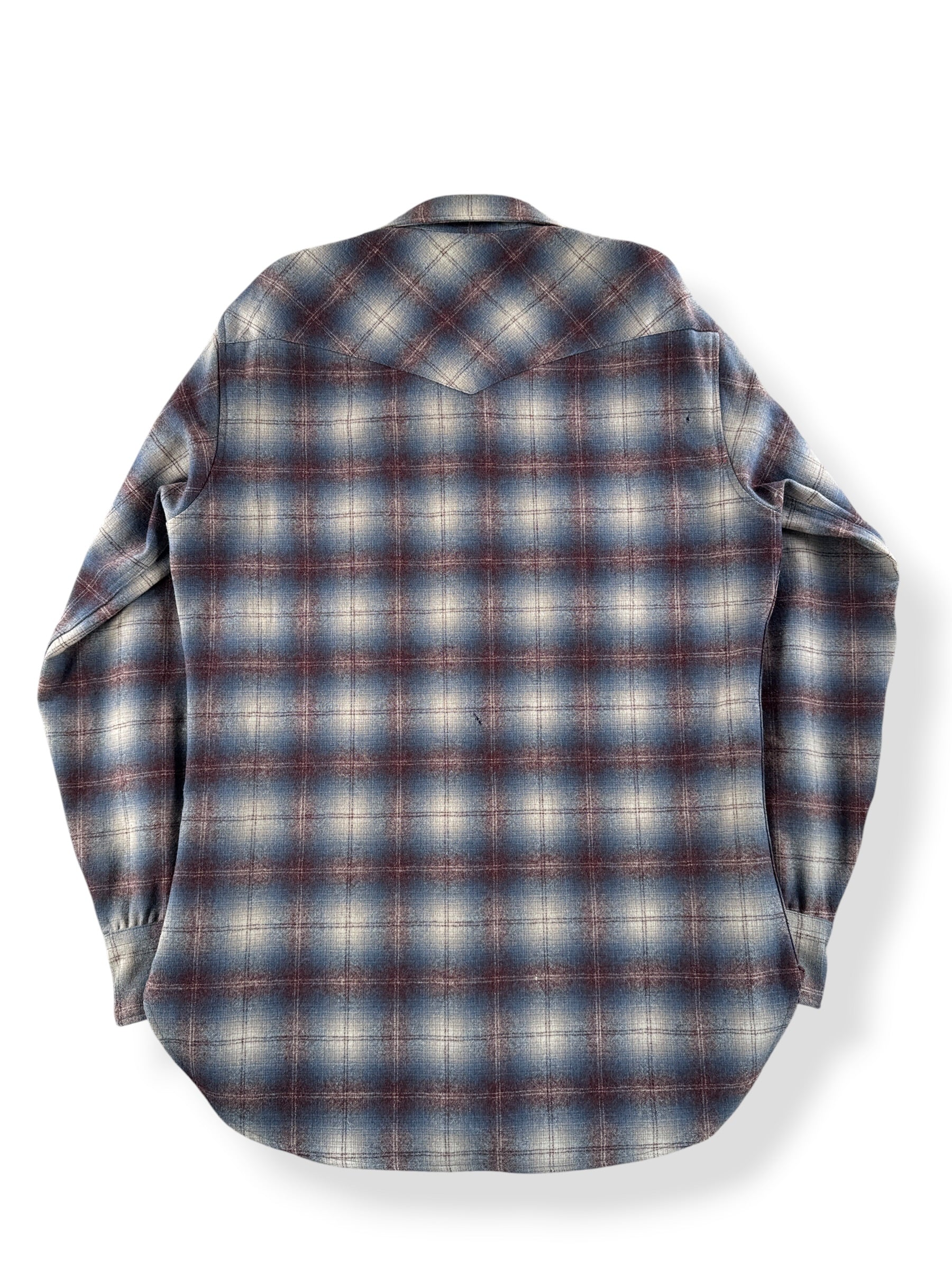 Back of Vintage Pendleton Western Wear Shadowplaid Pearlsnap SZ M