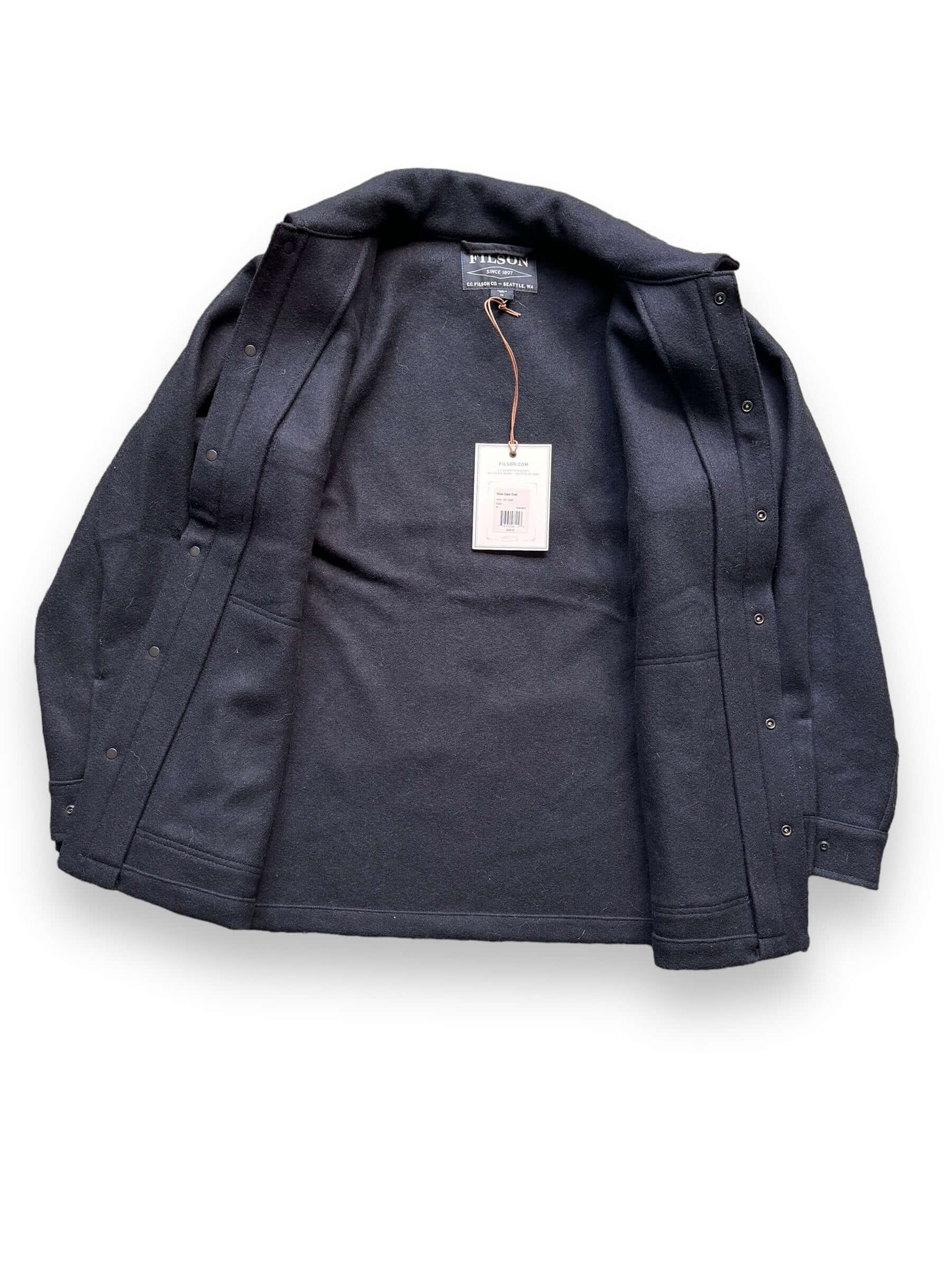 inside of Deadstock Filson Style 95 Cape Coat SZ M