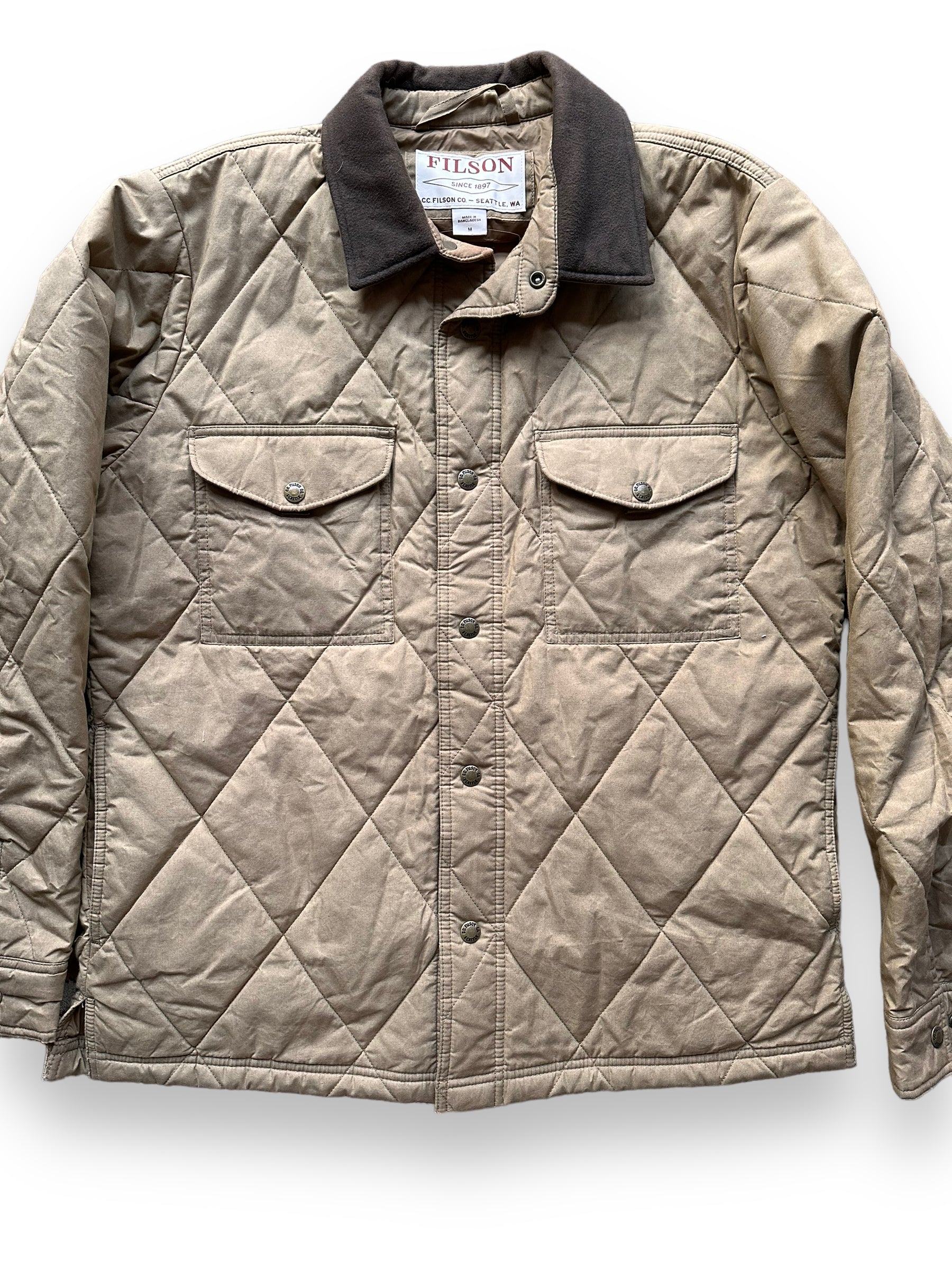 Front Detail View of Filson Hyder Quilted Jac Primaloft Waxed Jacket SZ M |  Barn Owl Vintage Goods | Vintage Filson Workwear Seattle