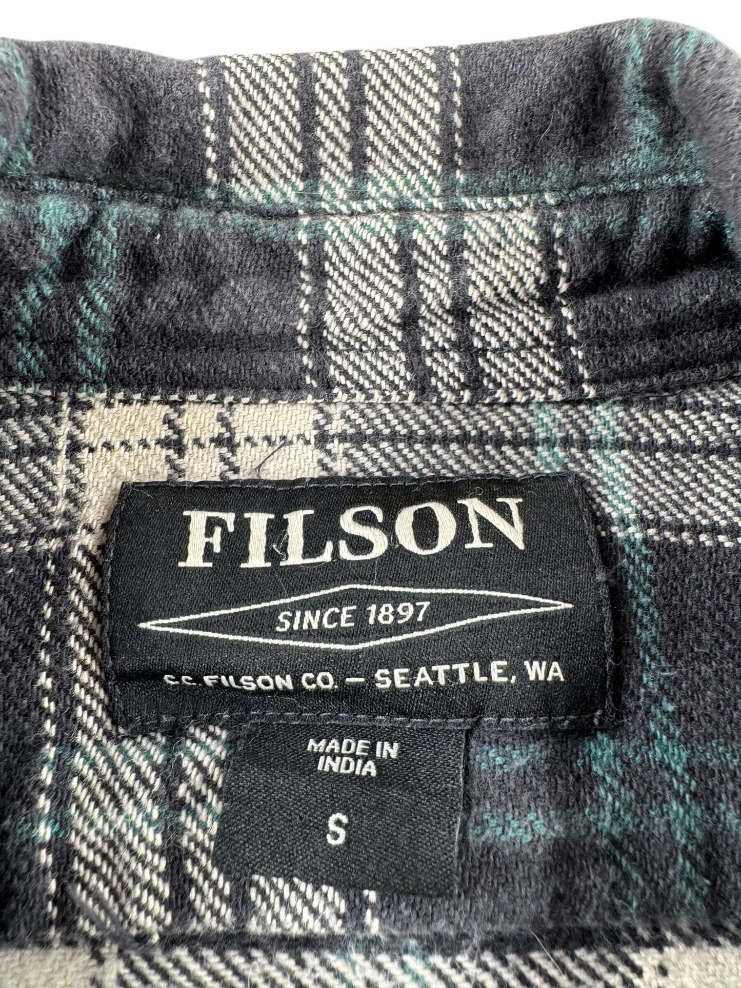 Label on FIlson Black Team Cream Cotton Flannel SZ S