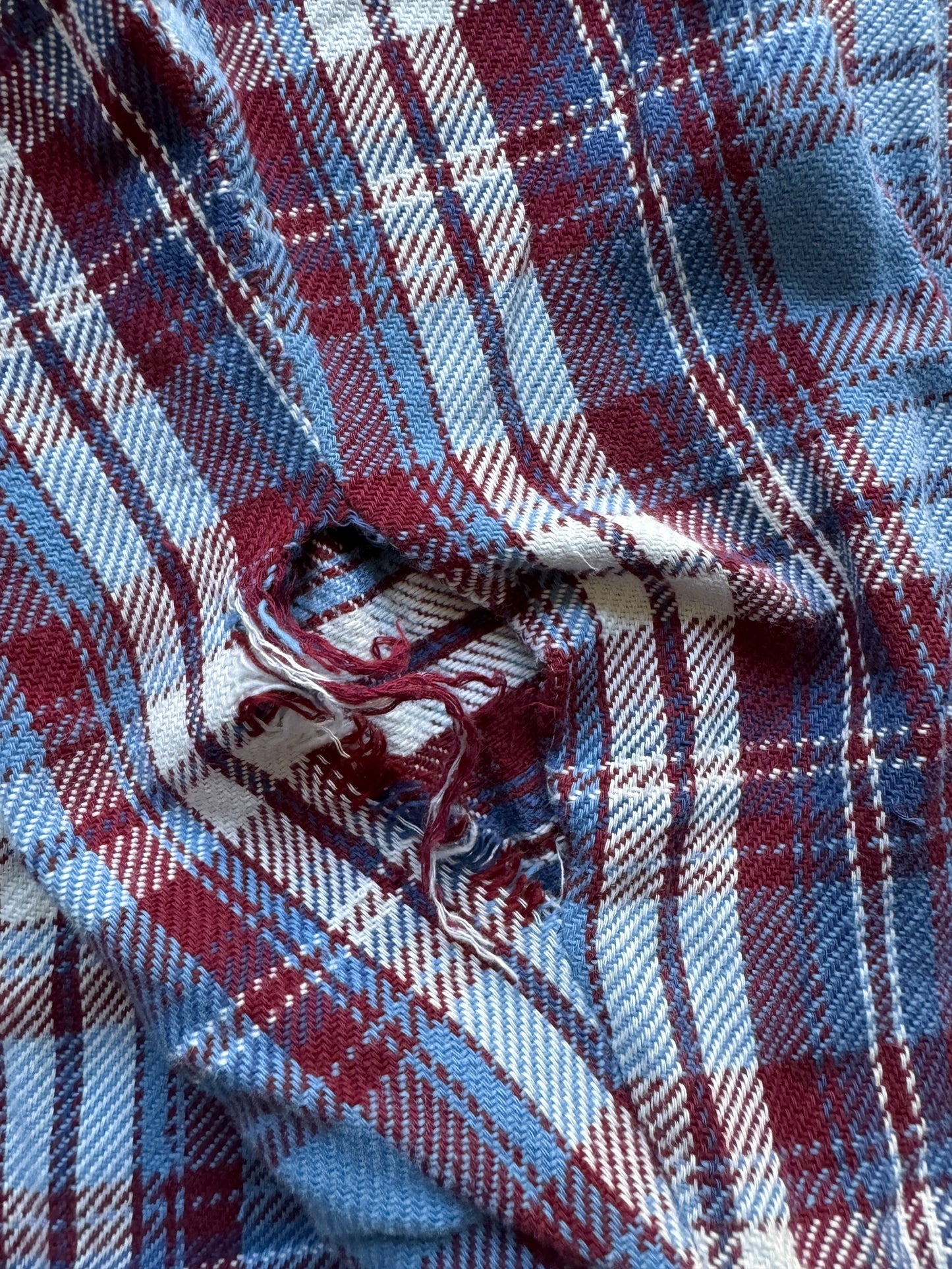 elbow blowout on right sleeve of Vintage Distressed Big Mac Blue/Red/White Cotton Flannel SZ XL