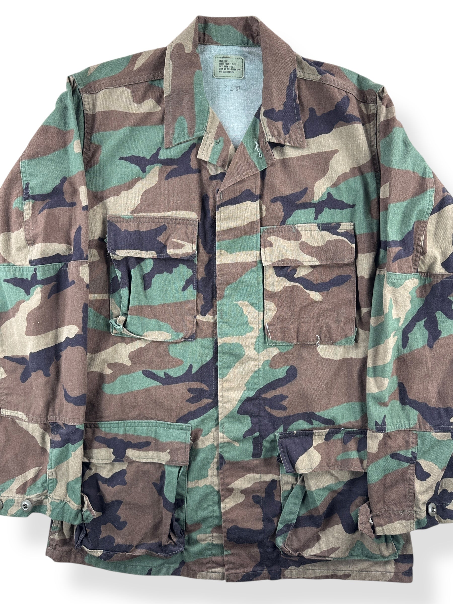Front Close Up of Vintage Woodland Camo Military Top SZ S