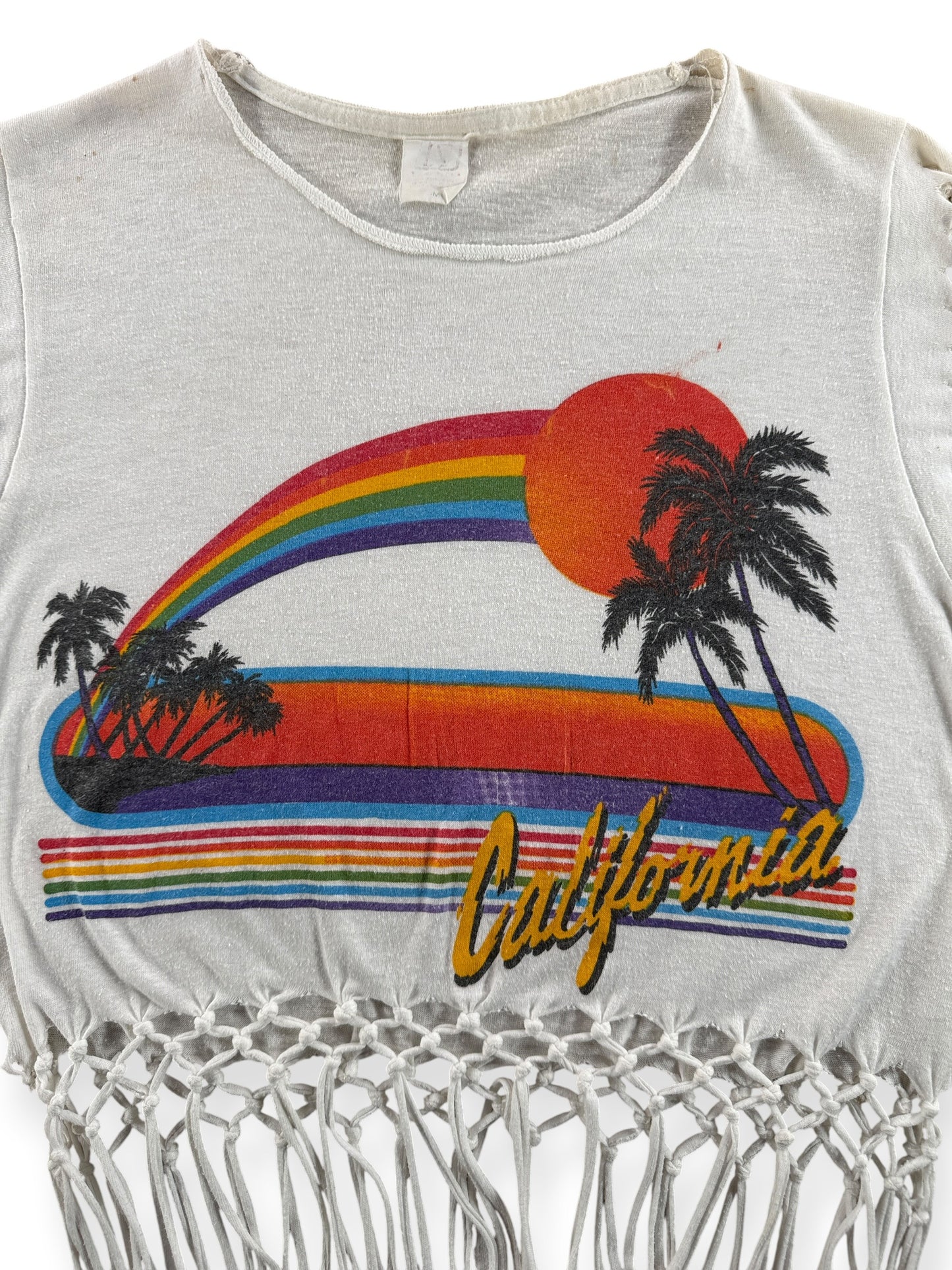 Front Close Up of Vintage California Fringe Cut Off Tee SZ M (Fits XS)