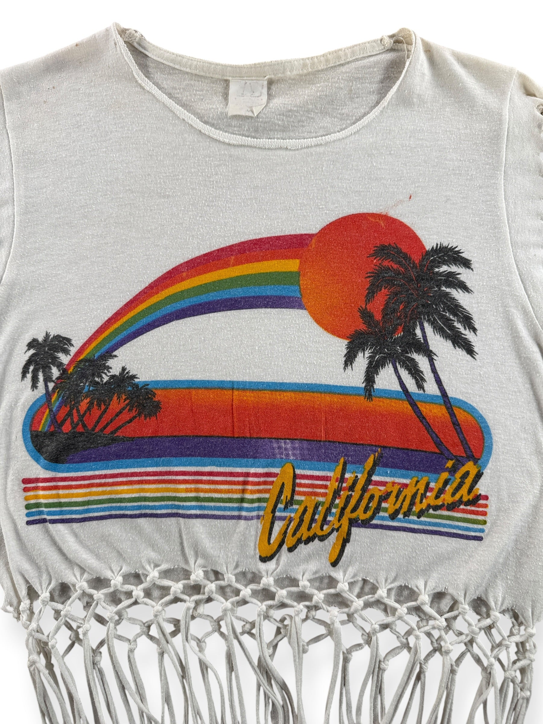 Front Close Up of Vintage California Fringe Cut Off Tee SZ M (Fits XS)