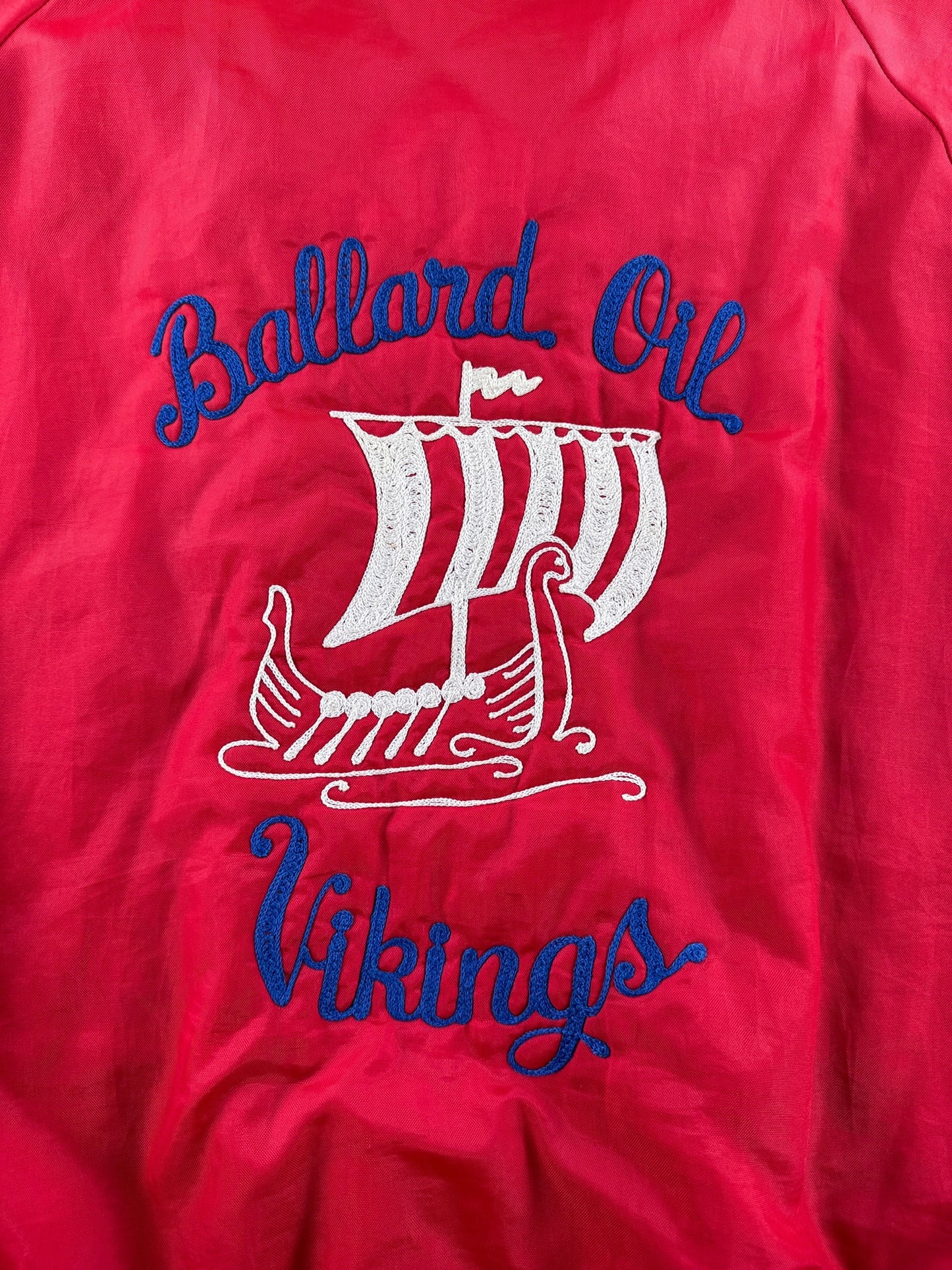 Embroidered graphic on back of Vintage Ballard Oil Vikings Chain Stitch Coaches Jacket SZ XL