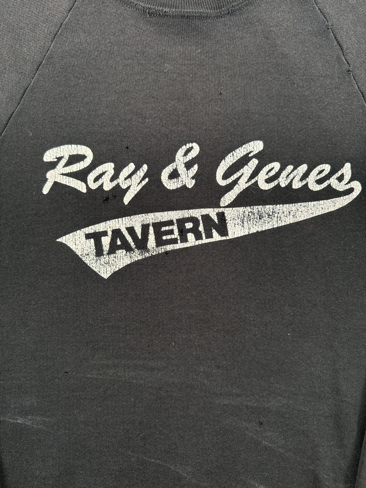 Front graphic on Vintage Ray & Gene's Tavern Crewneck SZ M (Fits S)