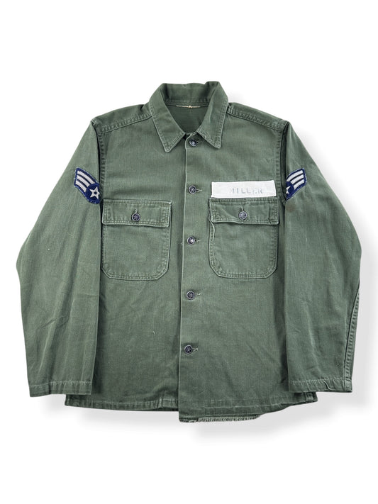 Front of Vintage 13 Star Button Fatigue Shirt SZ S