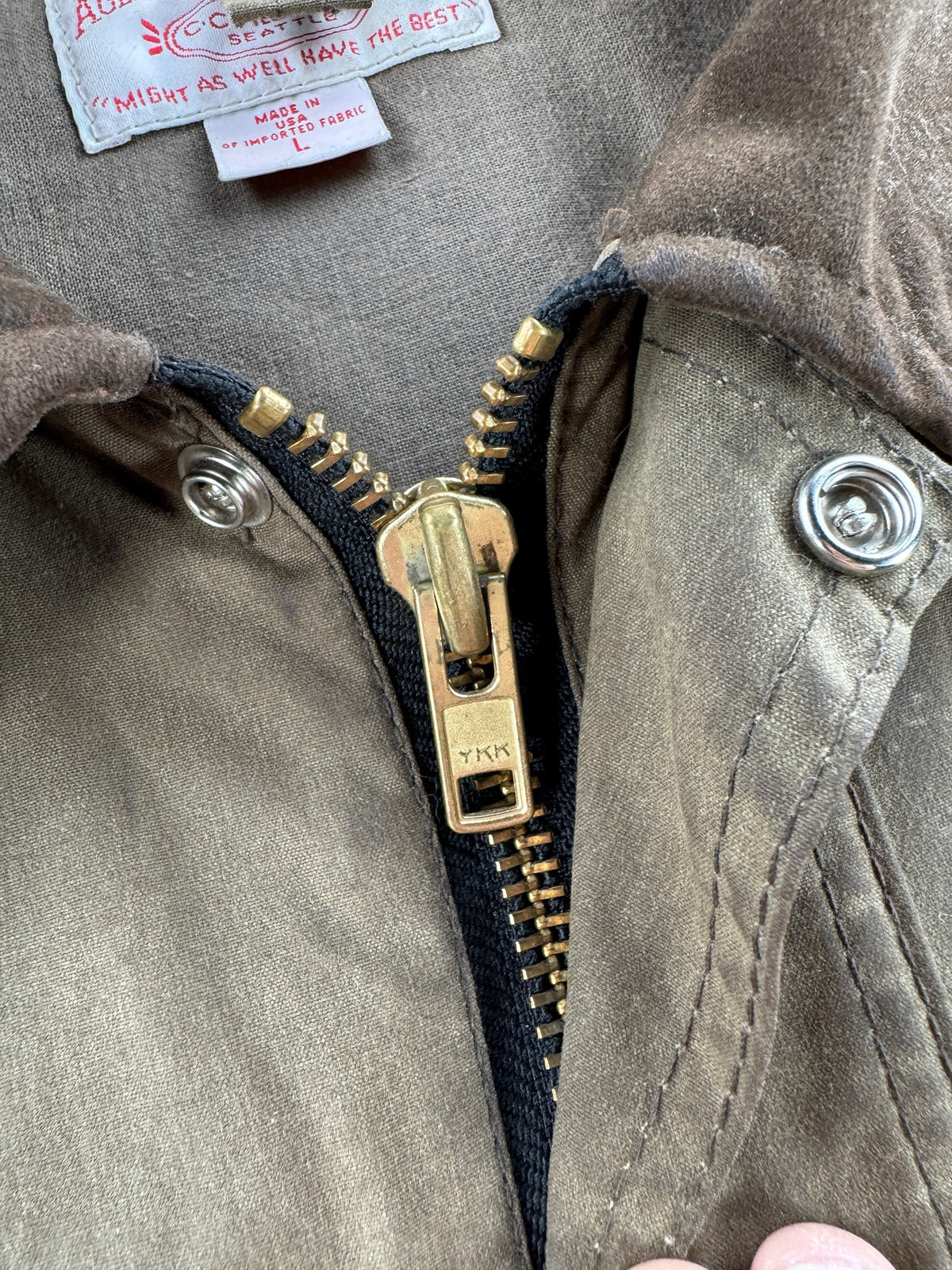 Zipper on Filson 2000s Era Tin Cloth 1493N Jacket SZ L
