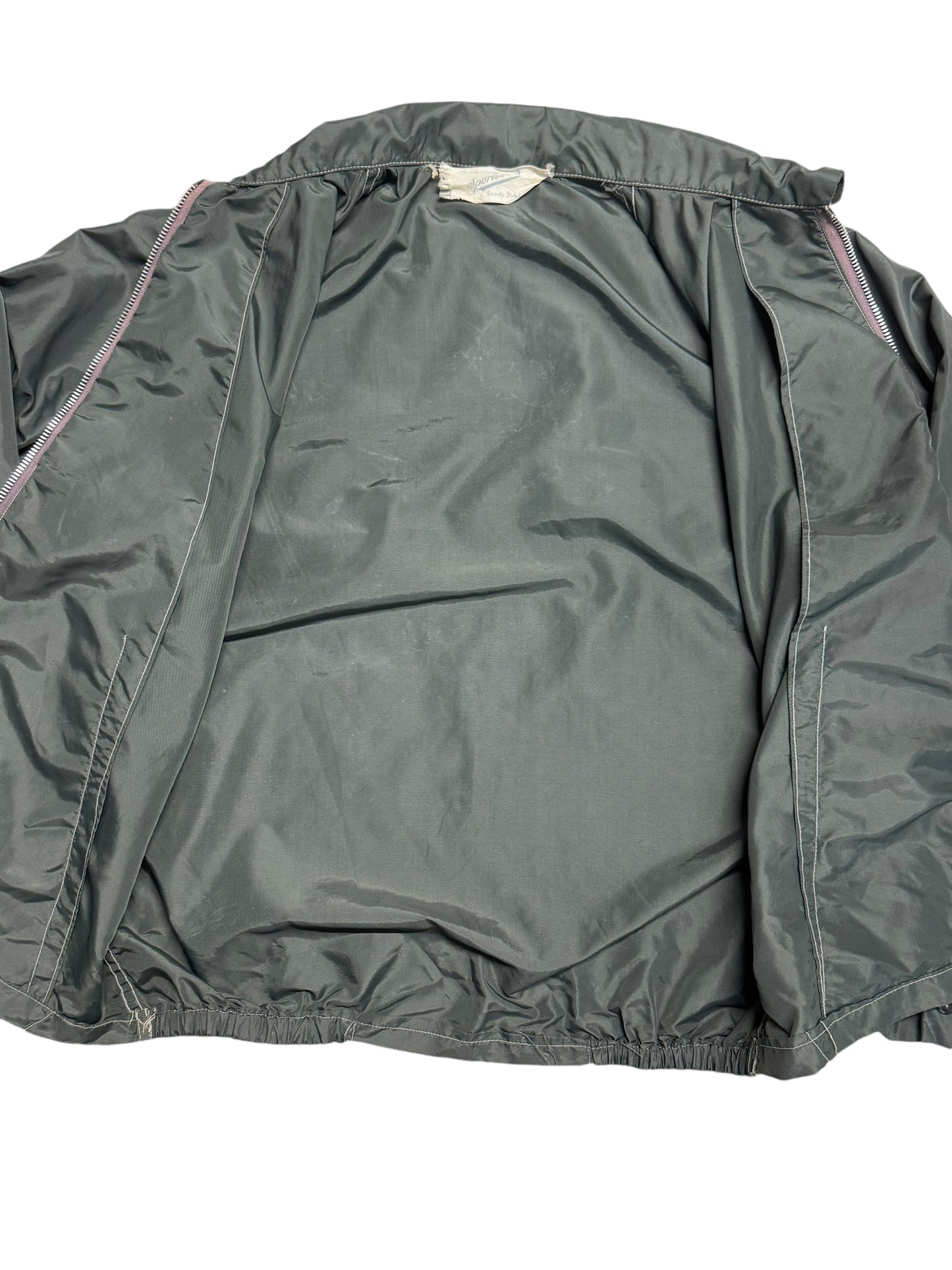 Open front of 1960s Grey Nylon Sportswear Jacket M