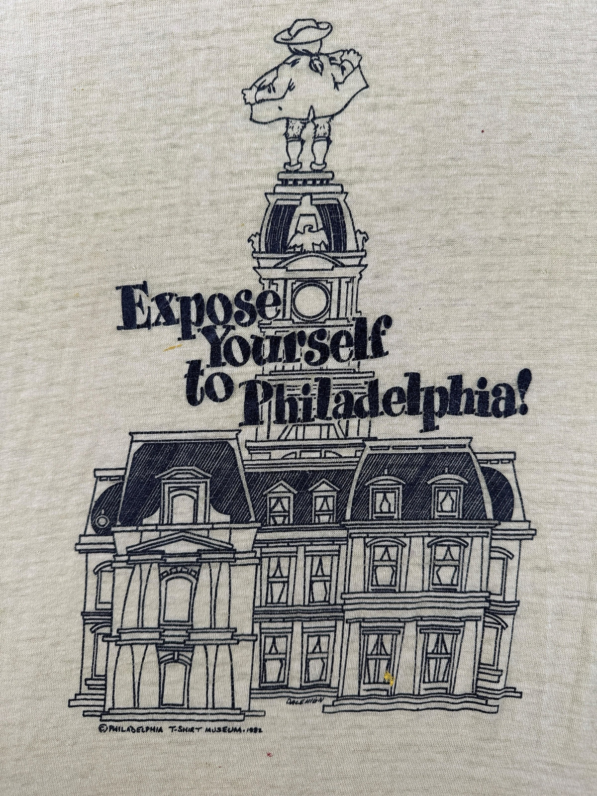 Front graphic on Vintage Expose Yourself to Philadelphia Tee SZ S