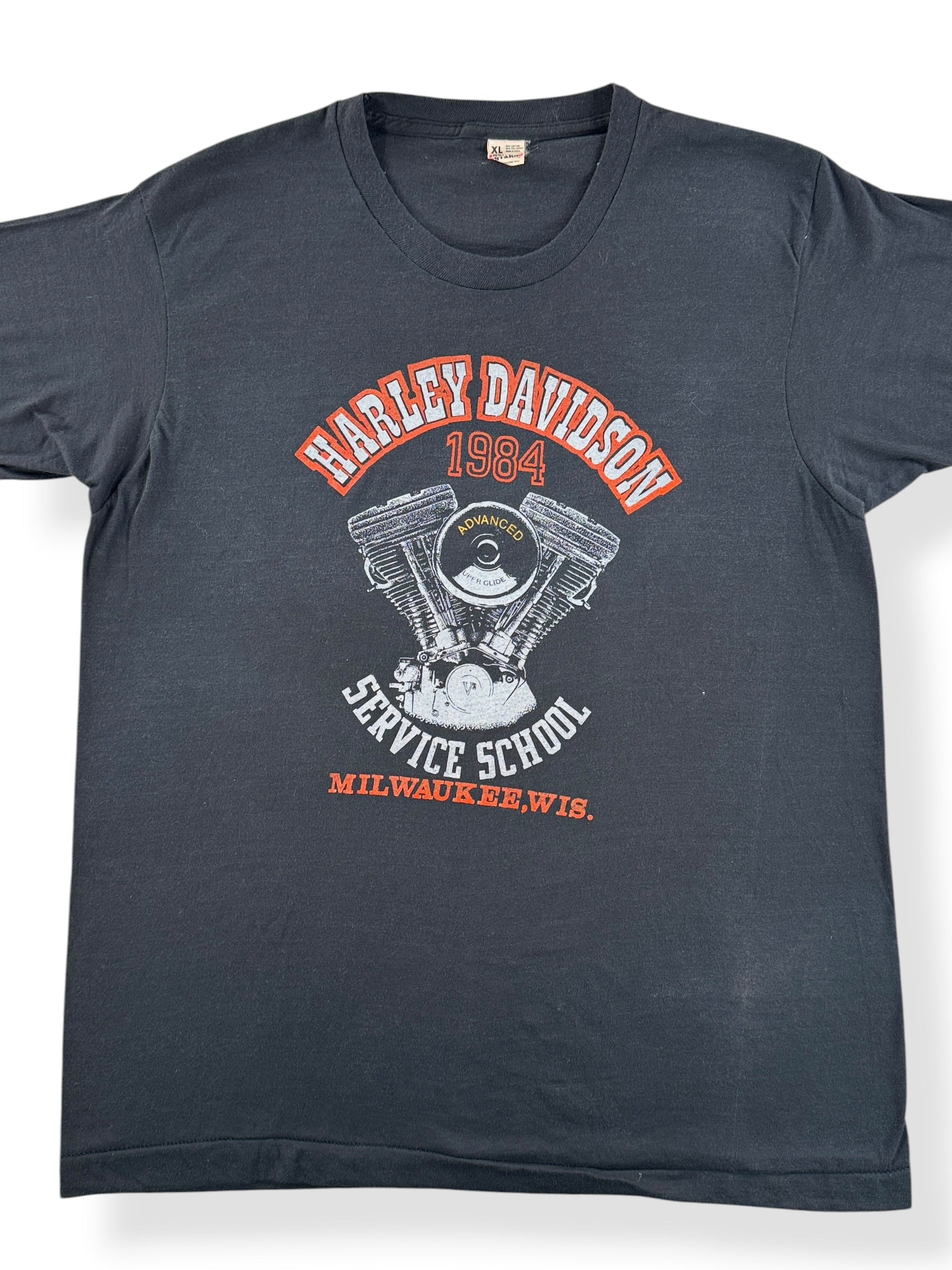 Front Close Up of Vintage Harley Davidson Service School Milwaukee Screen Stars Tee SZ XL (Fits L)