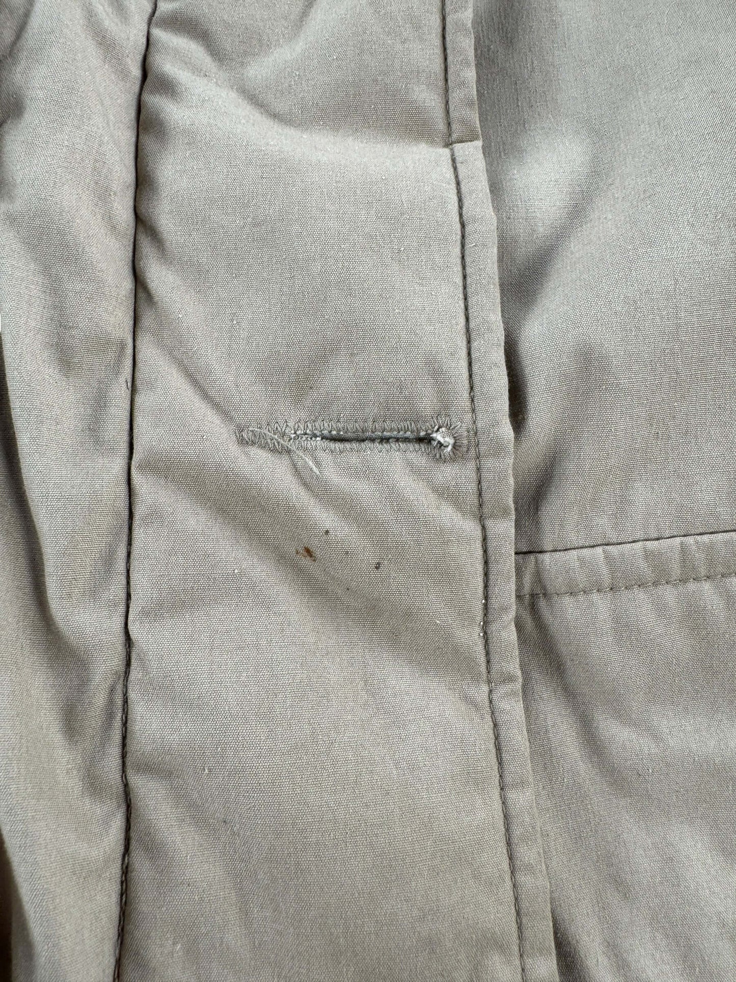 Stain on Vintage Eddie Bauer Coyote Fur Trimmed Polar Parka SZ M