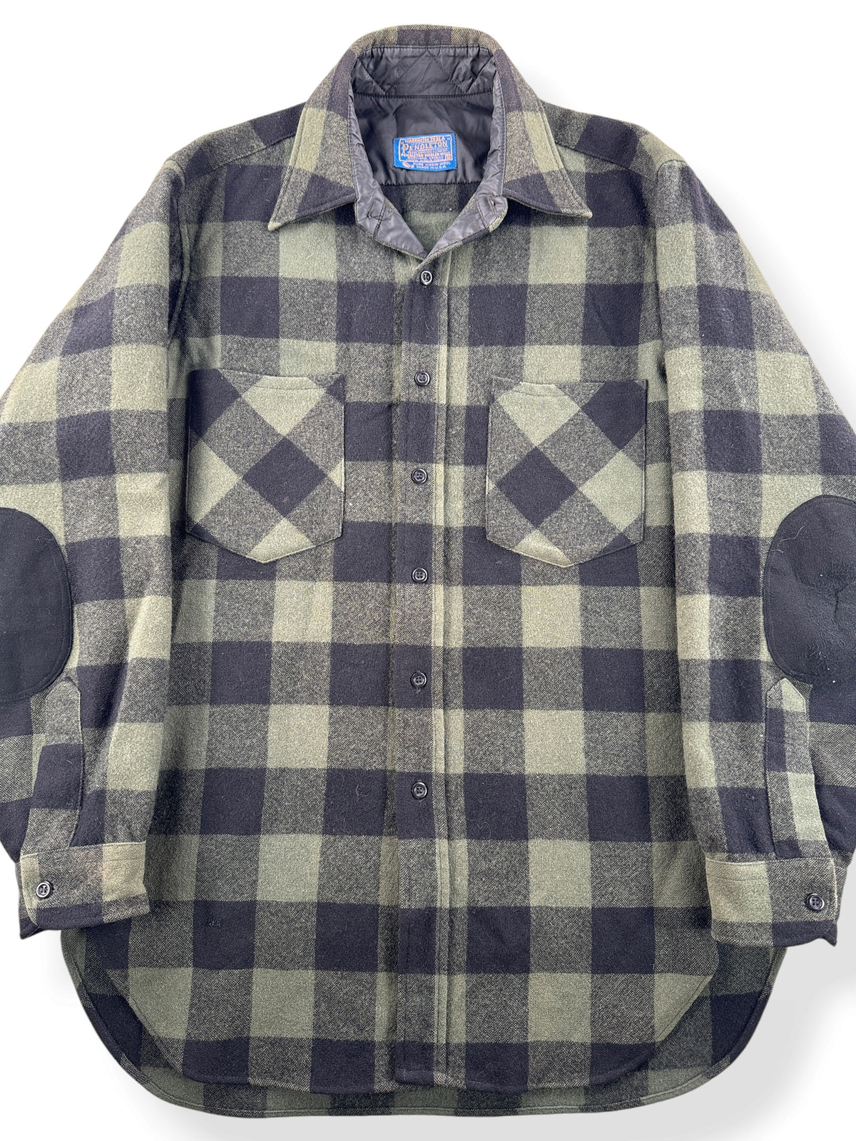 Close-up of Vintage Pendleton Green and Black Plaid Flannel SZ M