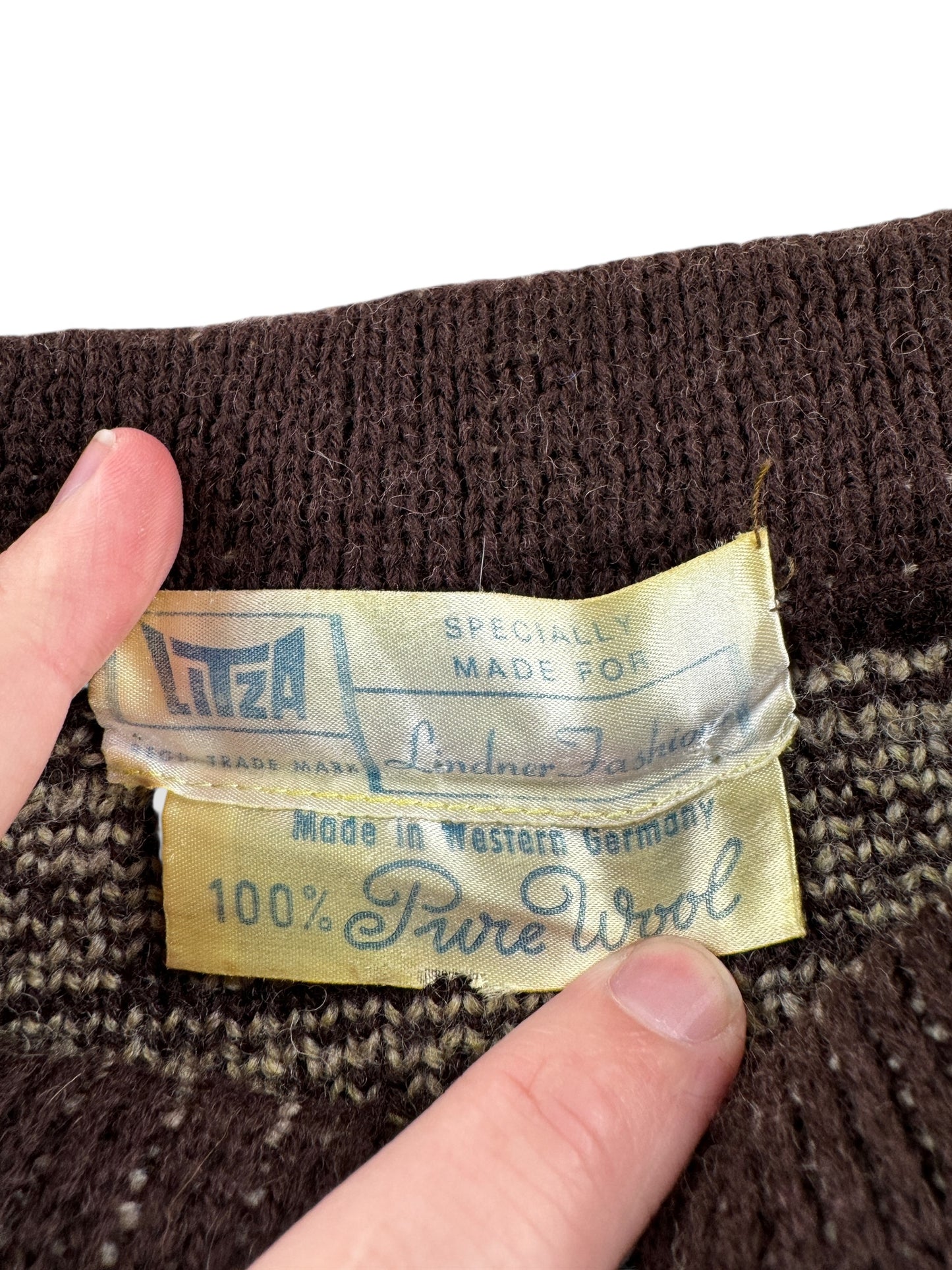Tag on Vintage German Made Wool Ski Sweater SZ M
