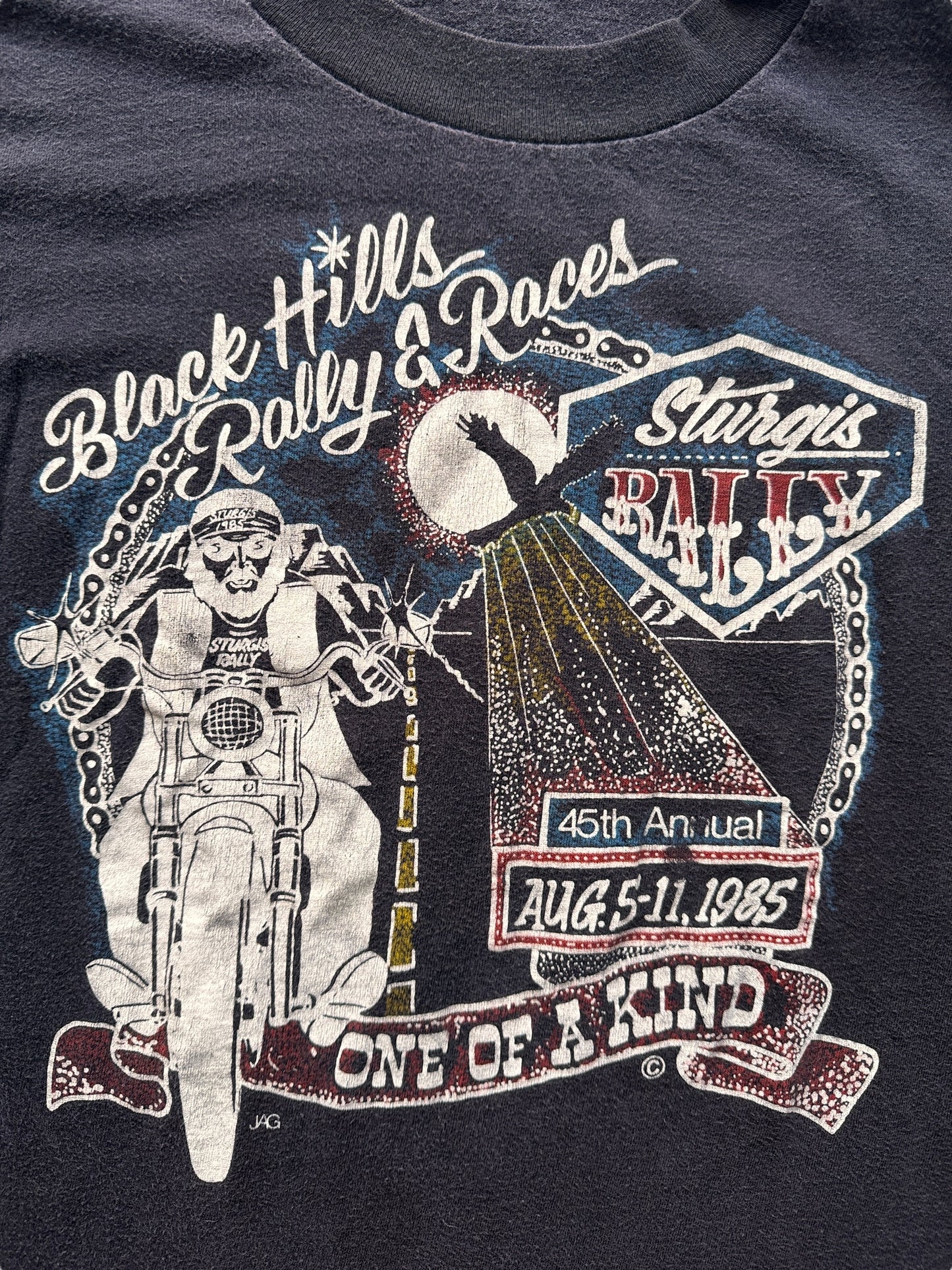 Front Graphic on Vintage Long Sleeve 1985 Sturgis Where The Hogs Run Wild Tee SZ M