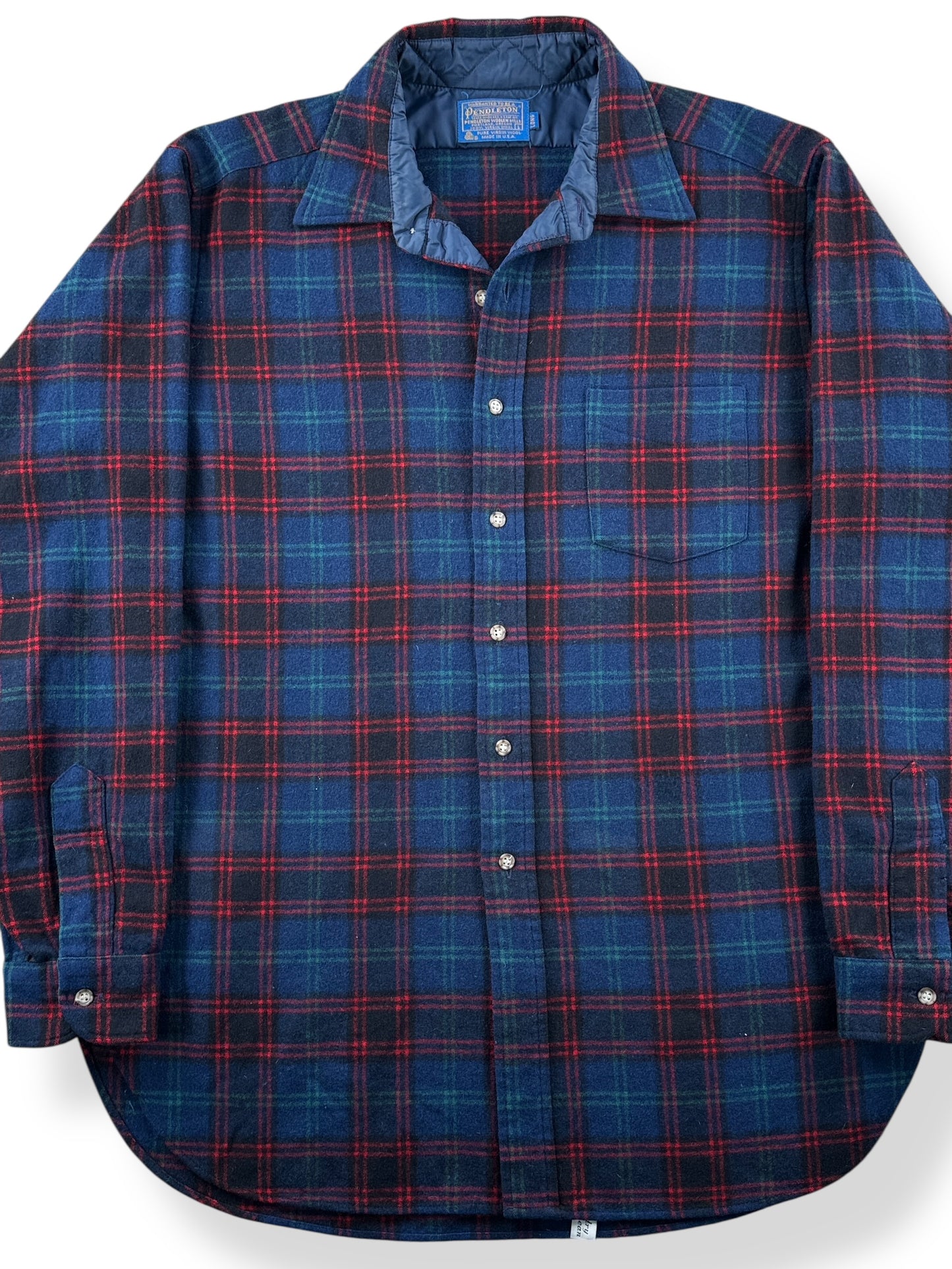 Front Close Up of Vintage Plaid Pendleton Wool Flannel SZ L