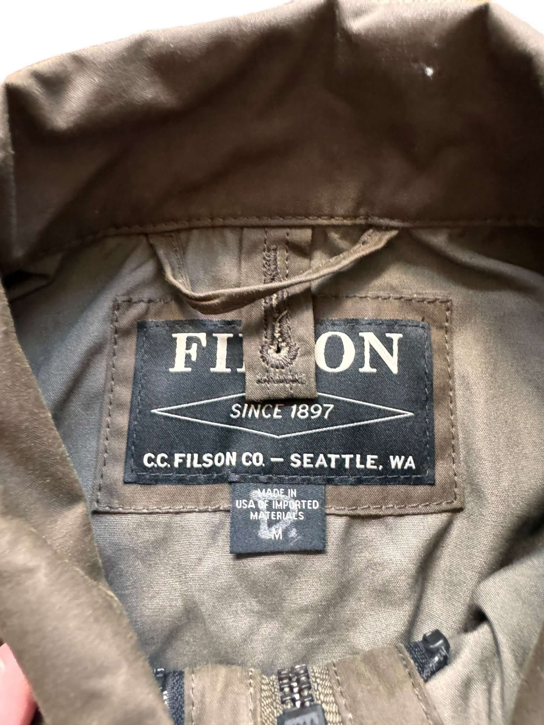 tag on Filson Aberdeen Work Jacket SZ M