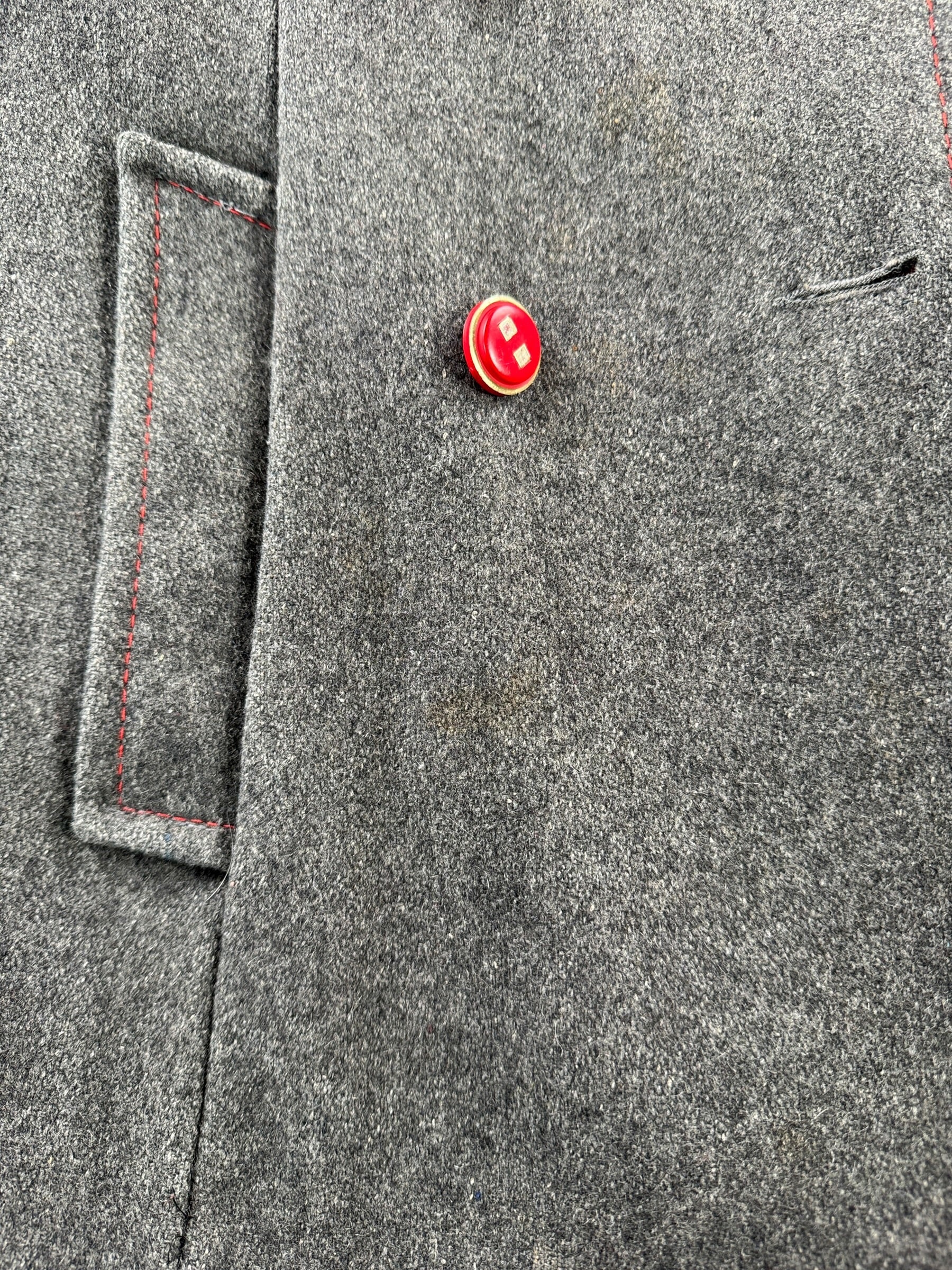 Stains on Vintage 70s Grey Coat with Red Details SZ M