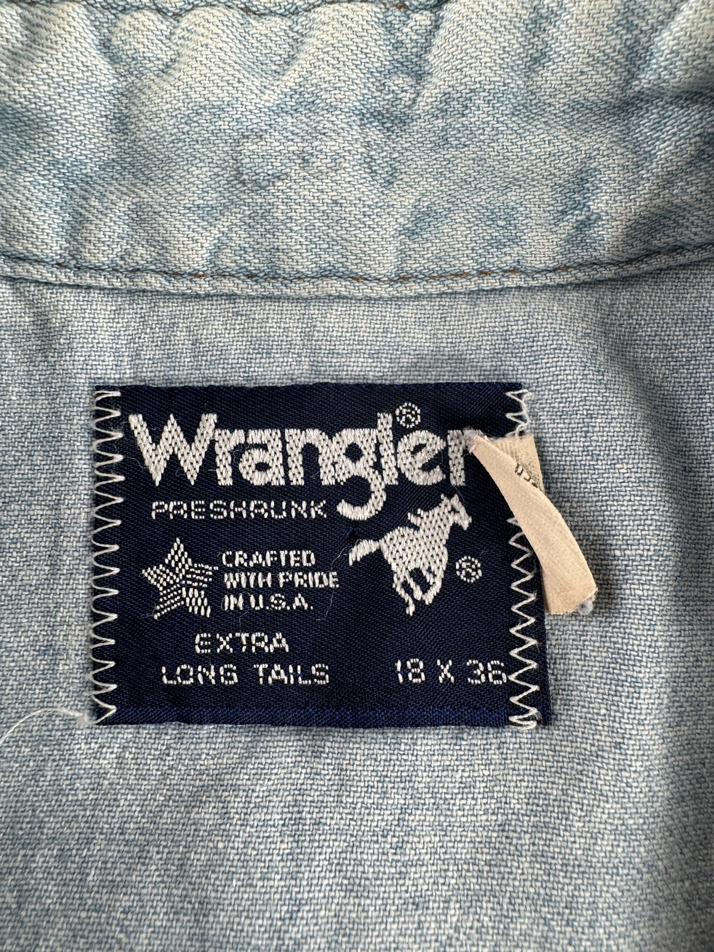 Label of Vintage Wrangler Light Wash Denim Pearlsnap SZ 18 (XL)
