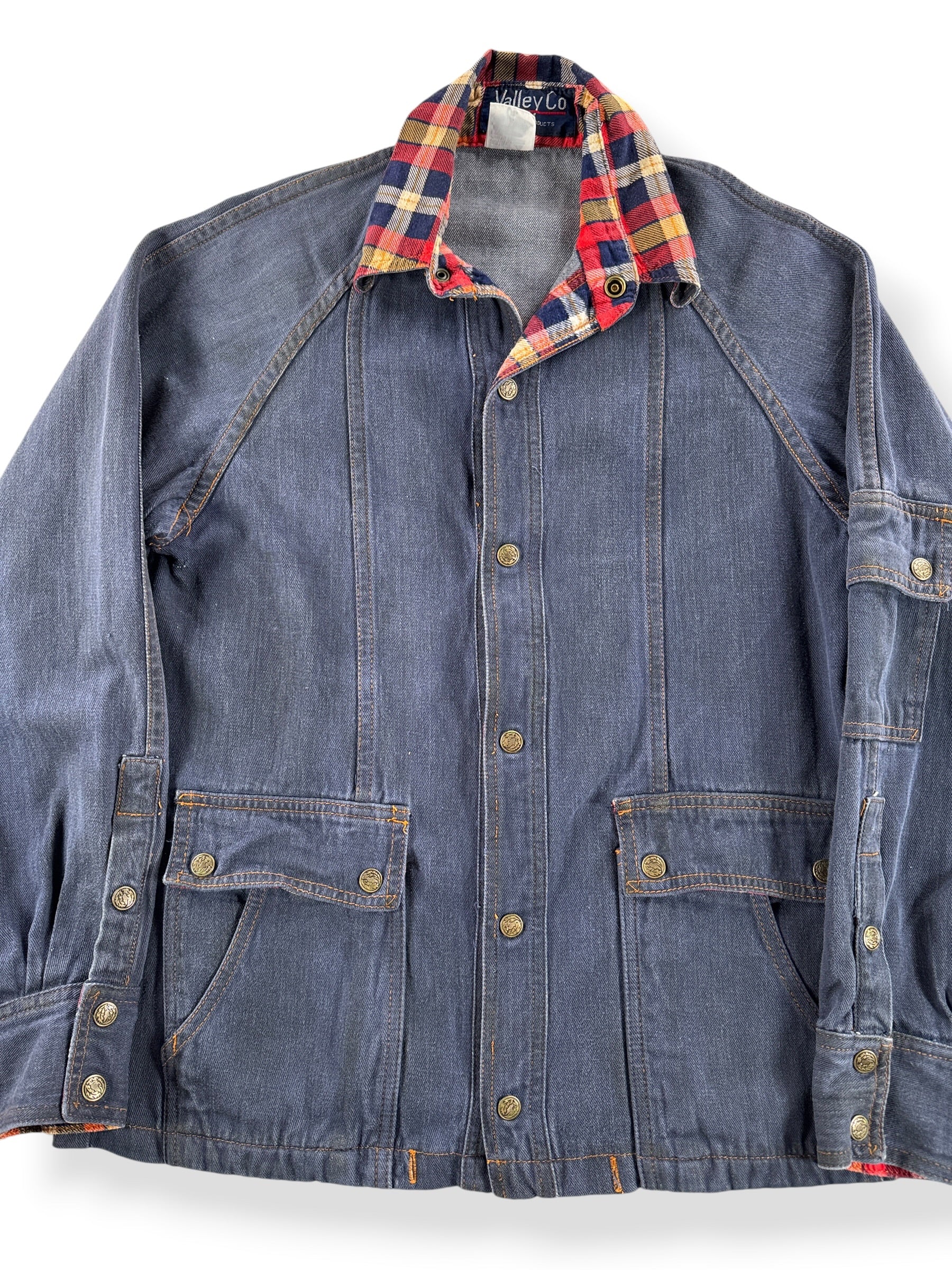 Front Close Up of Vintage 1970’s Denim Jacket With Cotton Flannel Trim SZ M