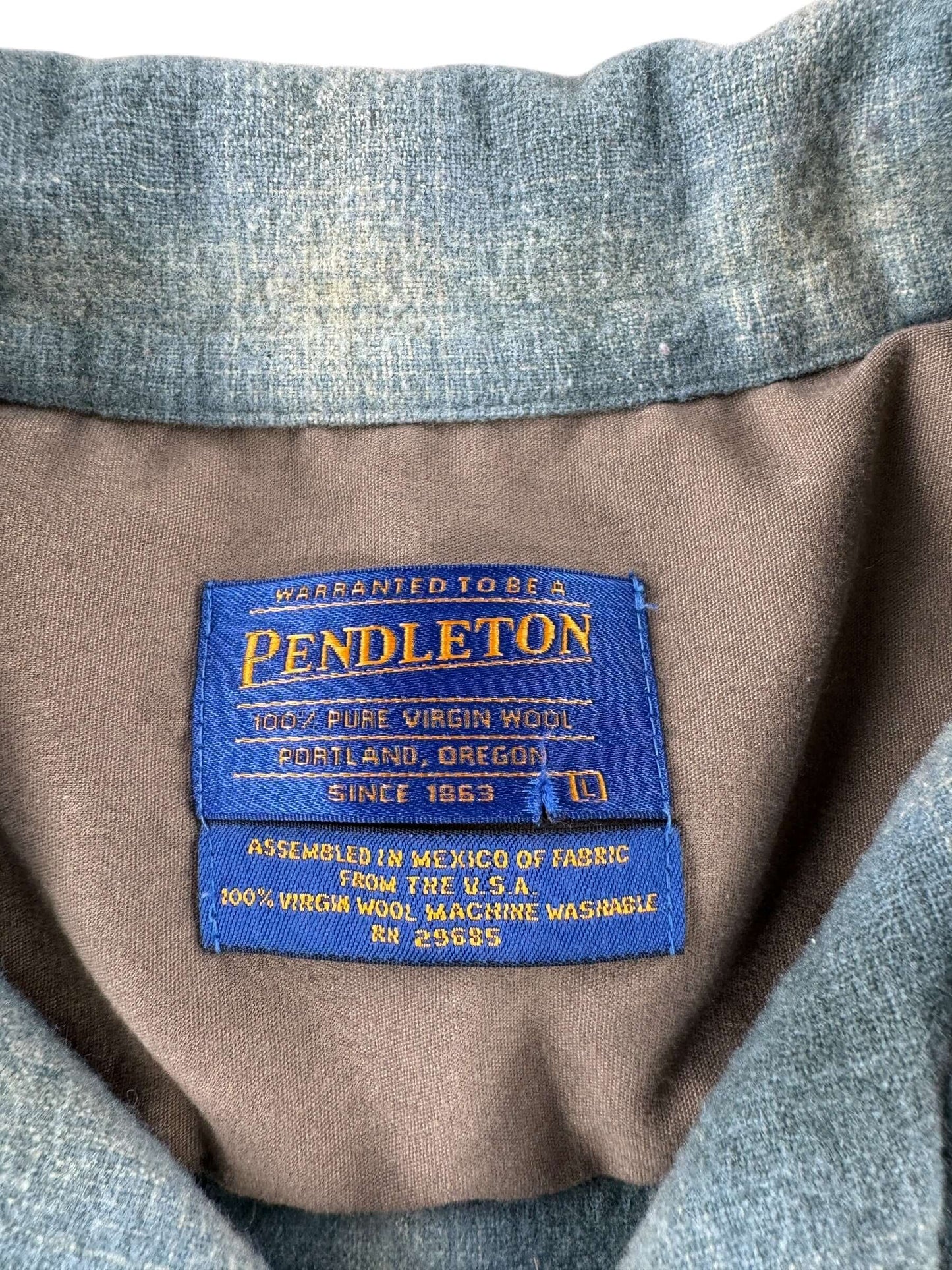 Tag on Vintage Made In Mexico Pendleton Blue Plaid Board Shirt SZ L
