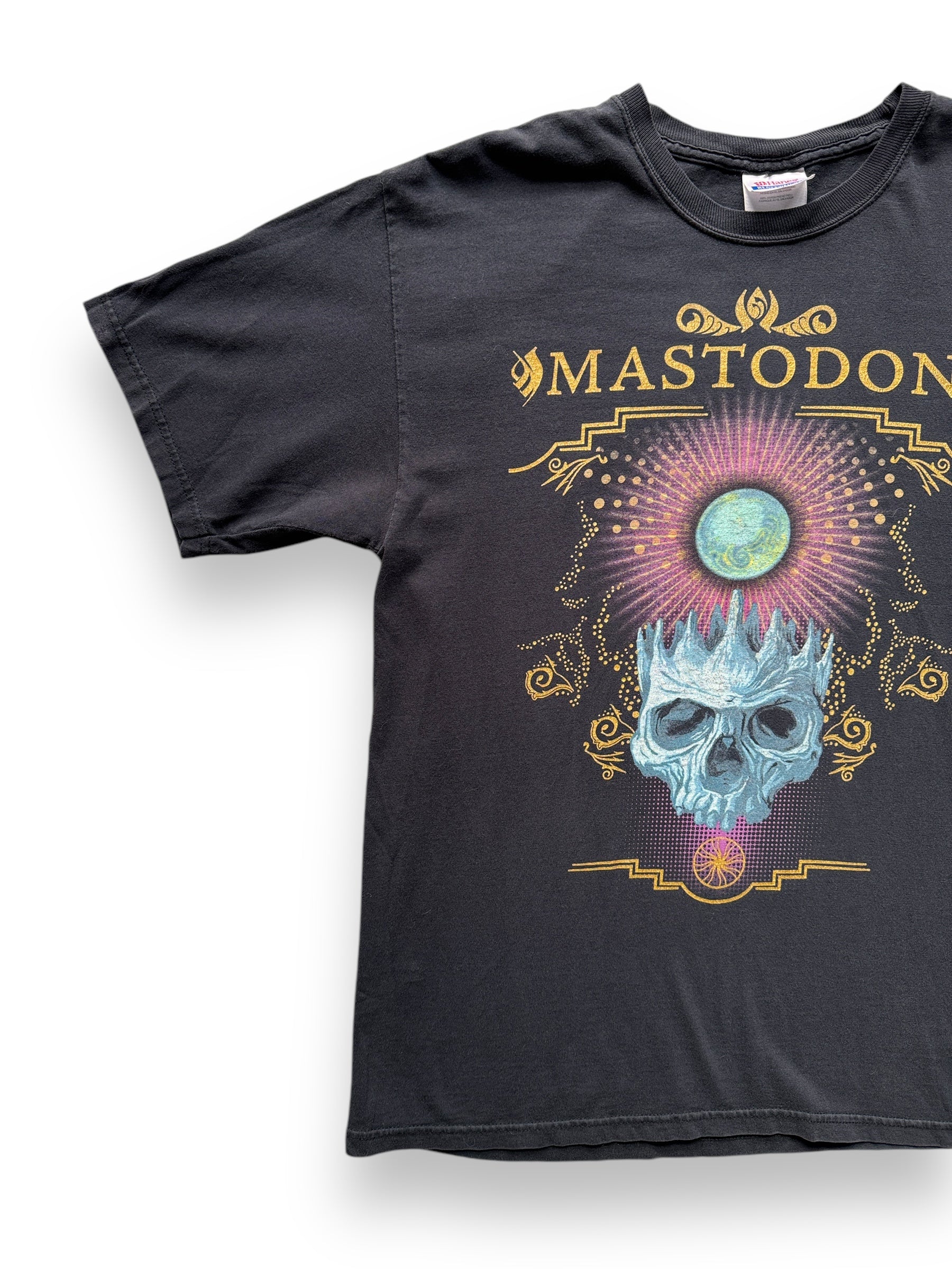 front right of Vintage 2000s Mastodon Band Tee SZ M