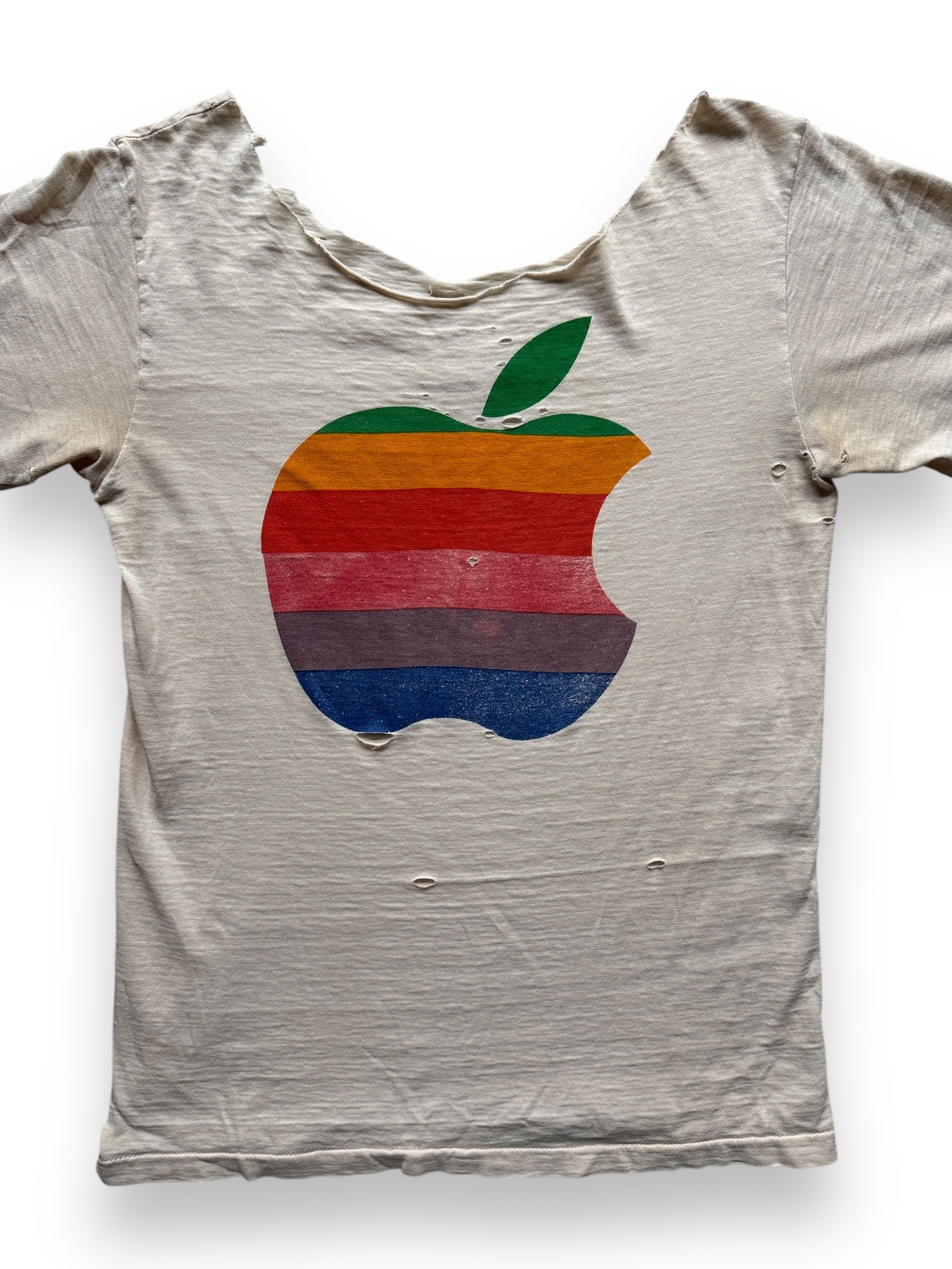 front close up of Vintage Thrashed Apple Tee SZ S