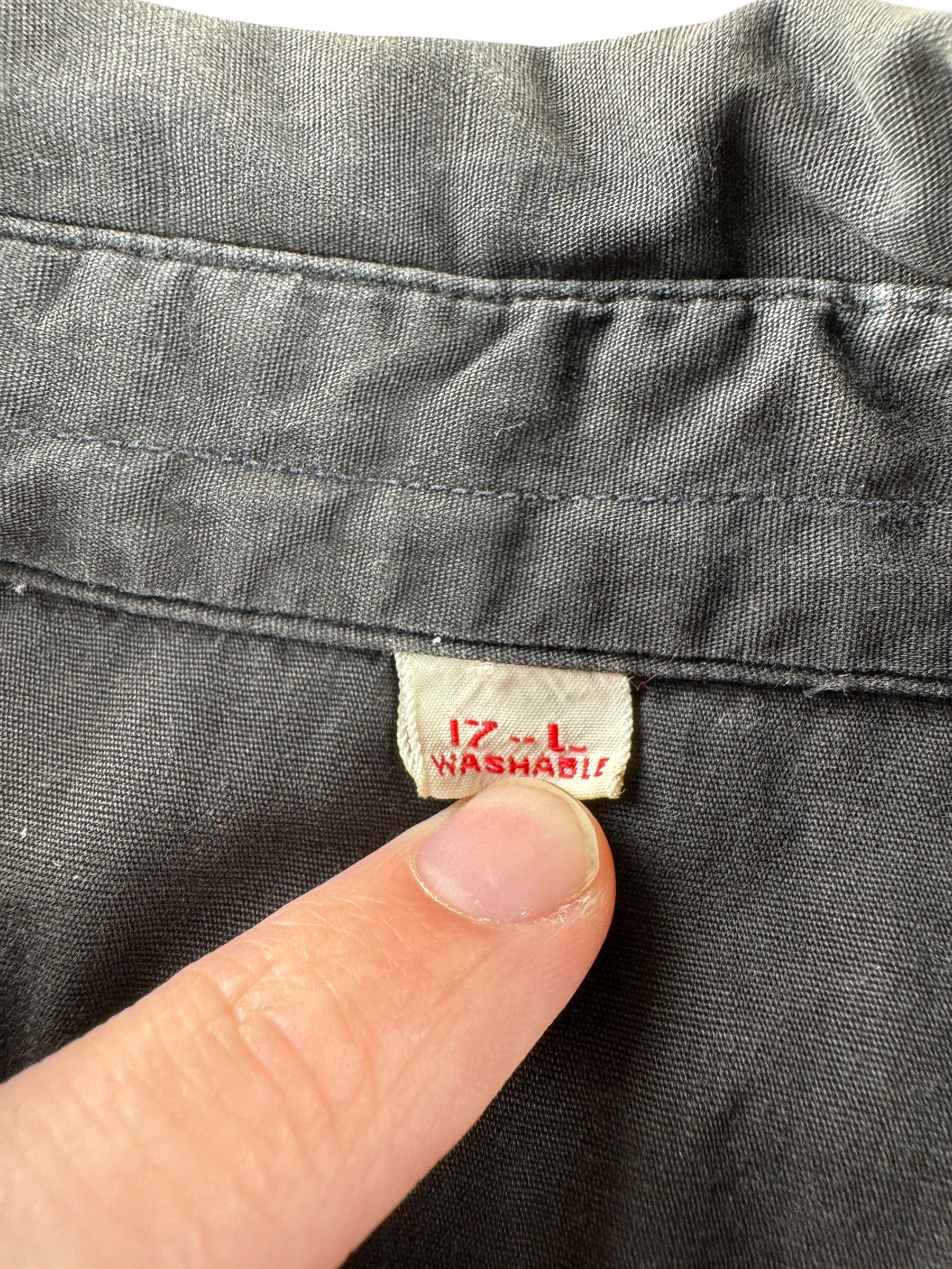 Tag on Vintage Black Contrast Embroidered Pearlsnap SZ L