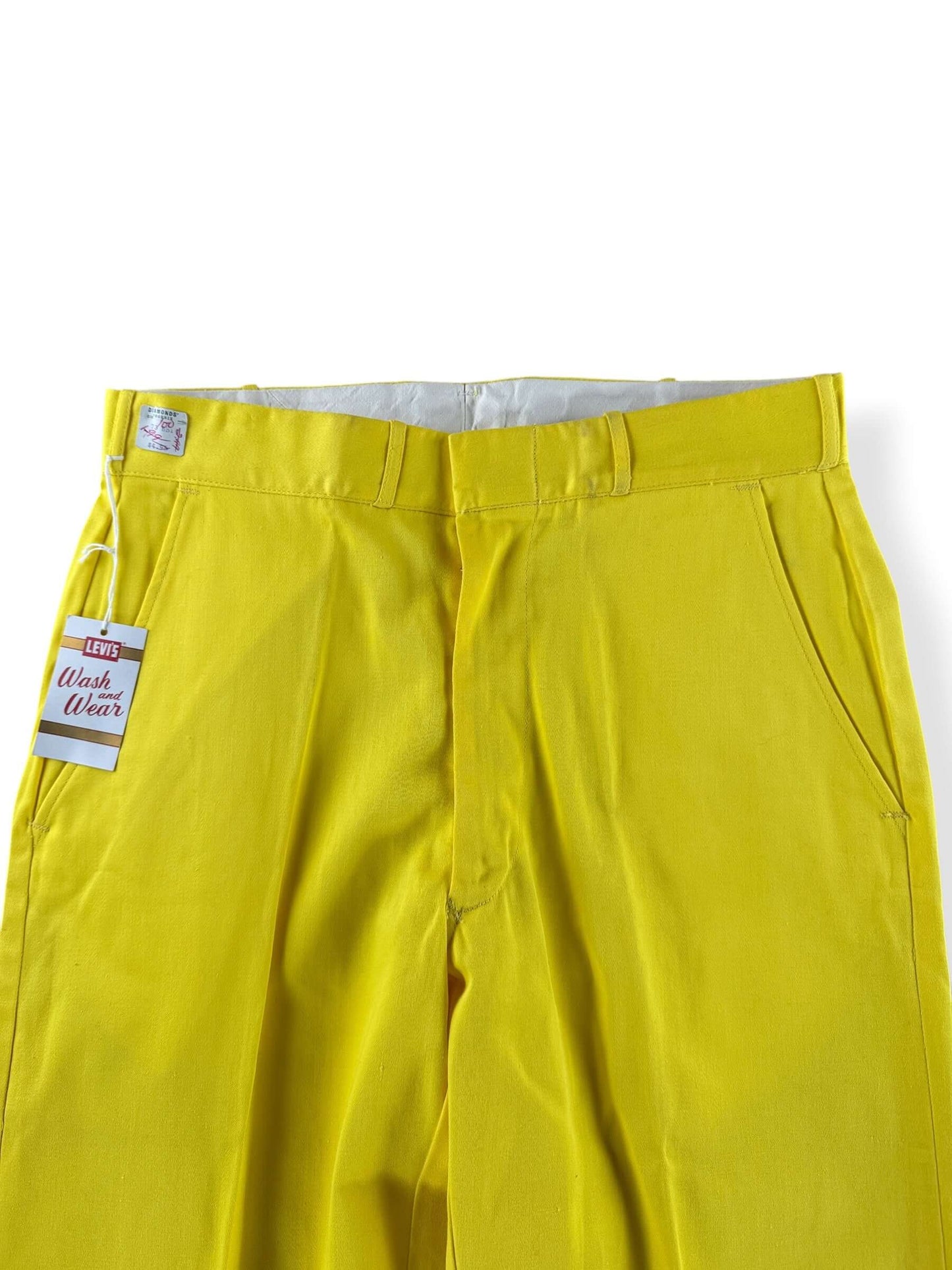 Waist on Vintage NOS Yellow Levi's Wash and Wear Spikes Trousers W31