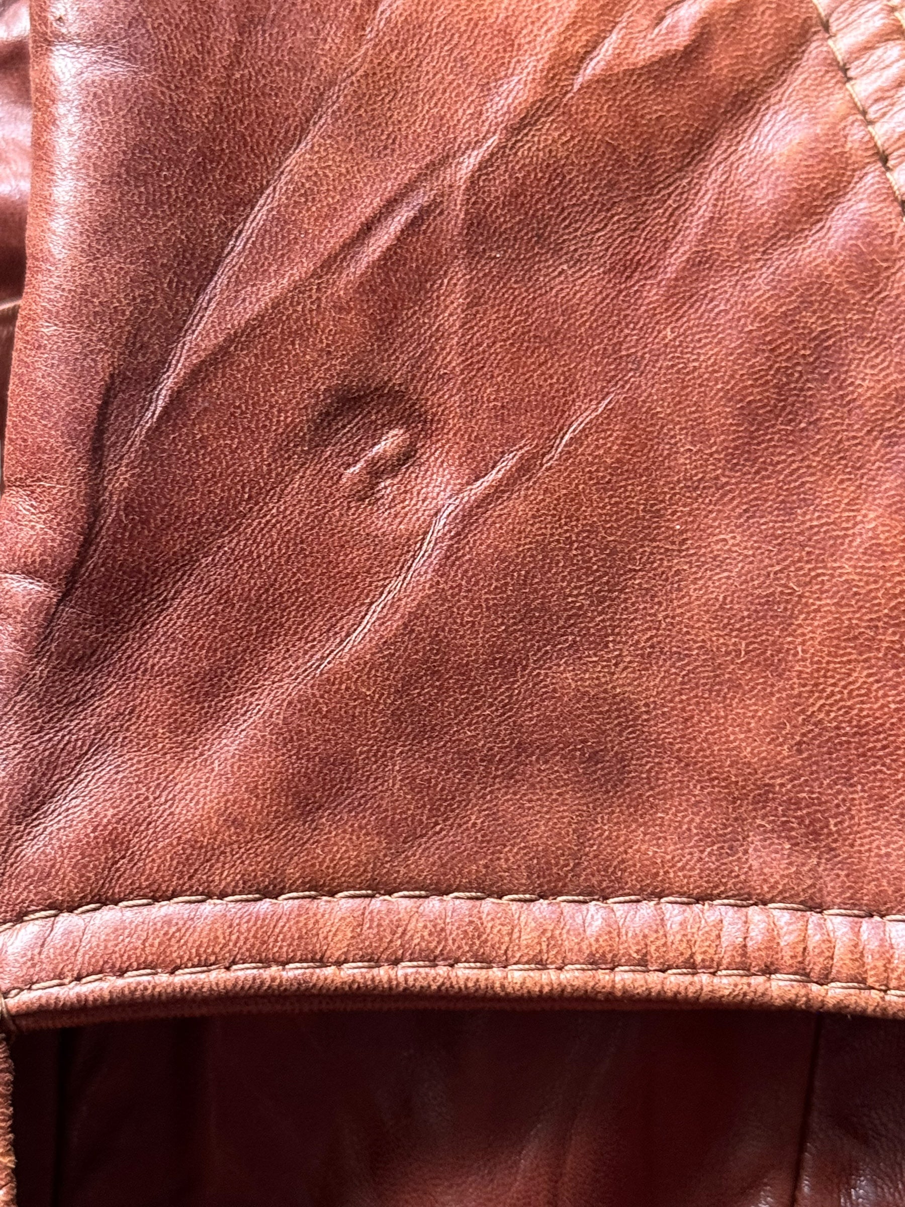 Indention on left lapel 1970s Skin Gear Leather Coat L