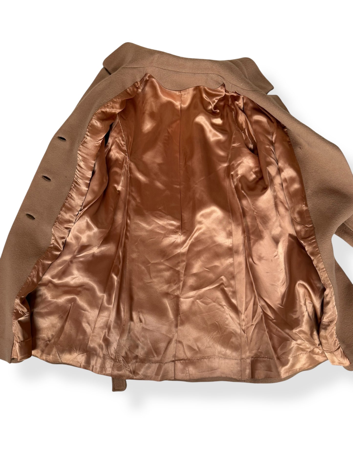 Open view of 1970s Camel Coat S-M