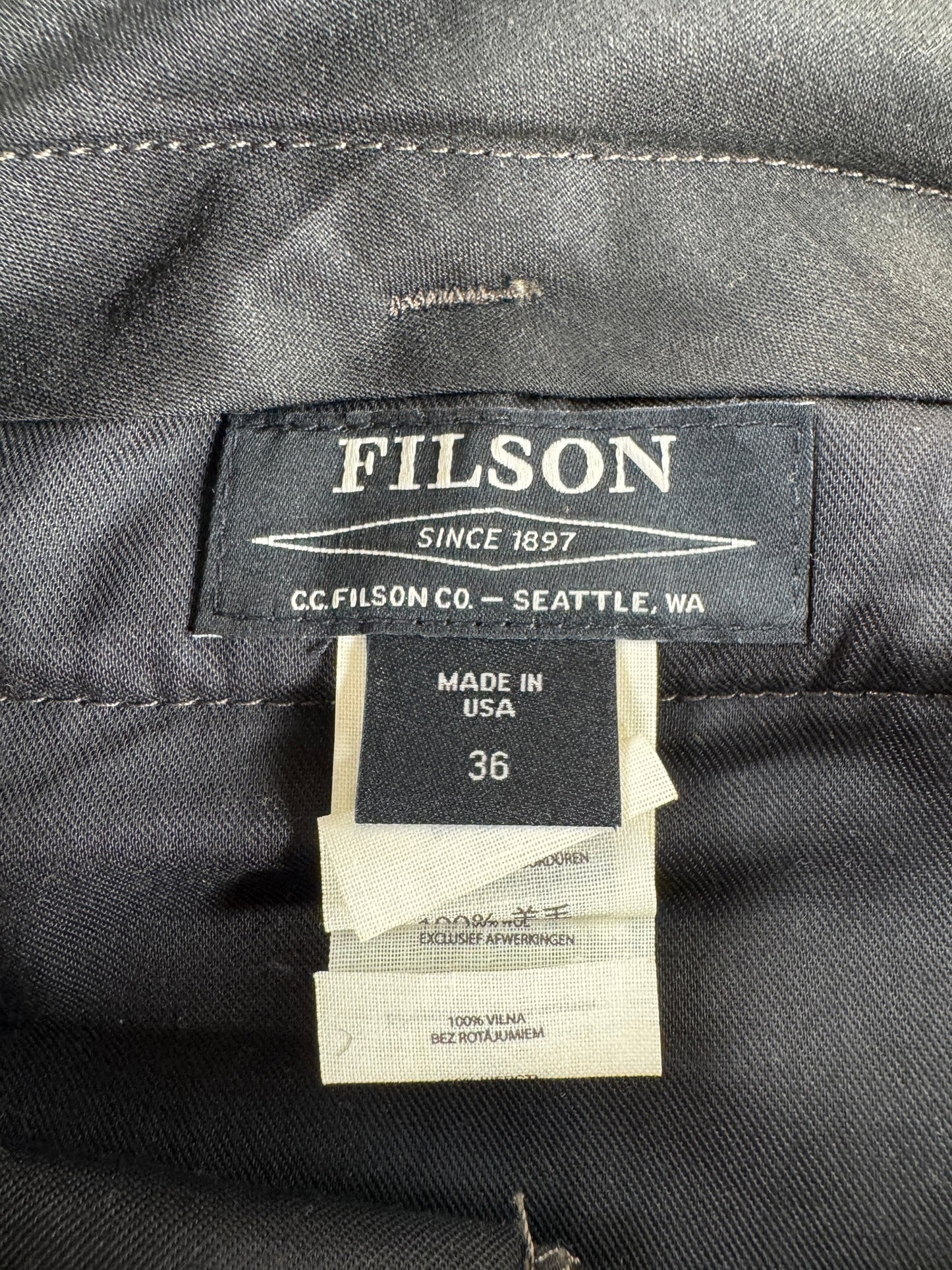 Label on Filson Forest Green Mackinaw Wool Field Pants W36 (Fits W38)