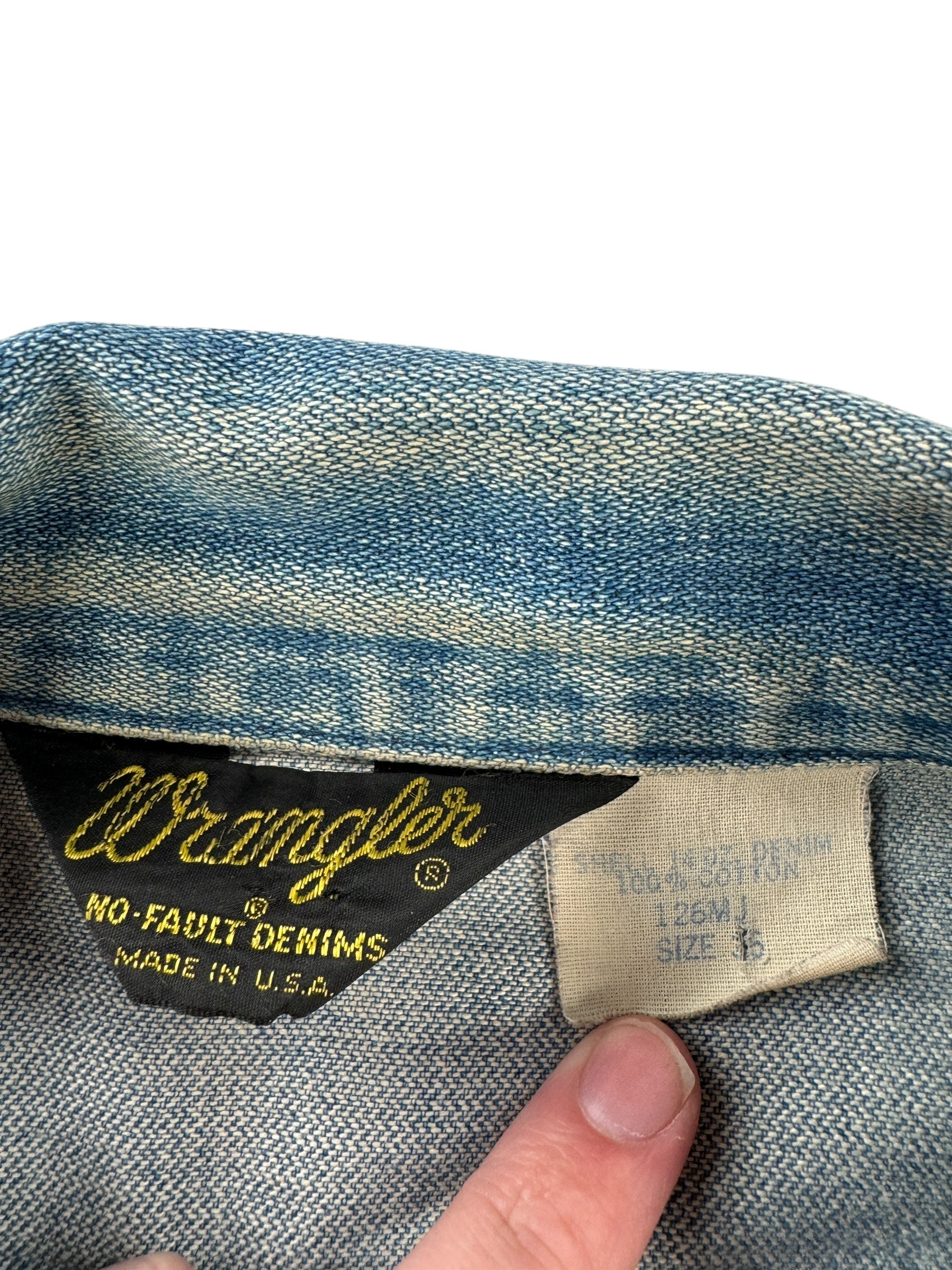 Tag on Vintage Wrangler 126MJ Denim Jacket SZ 36