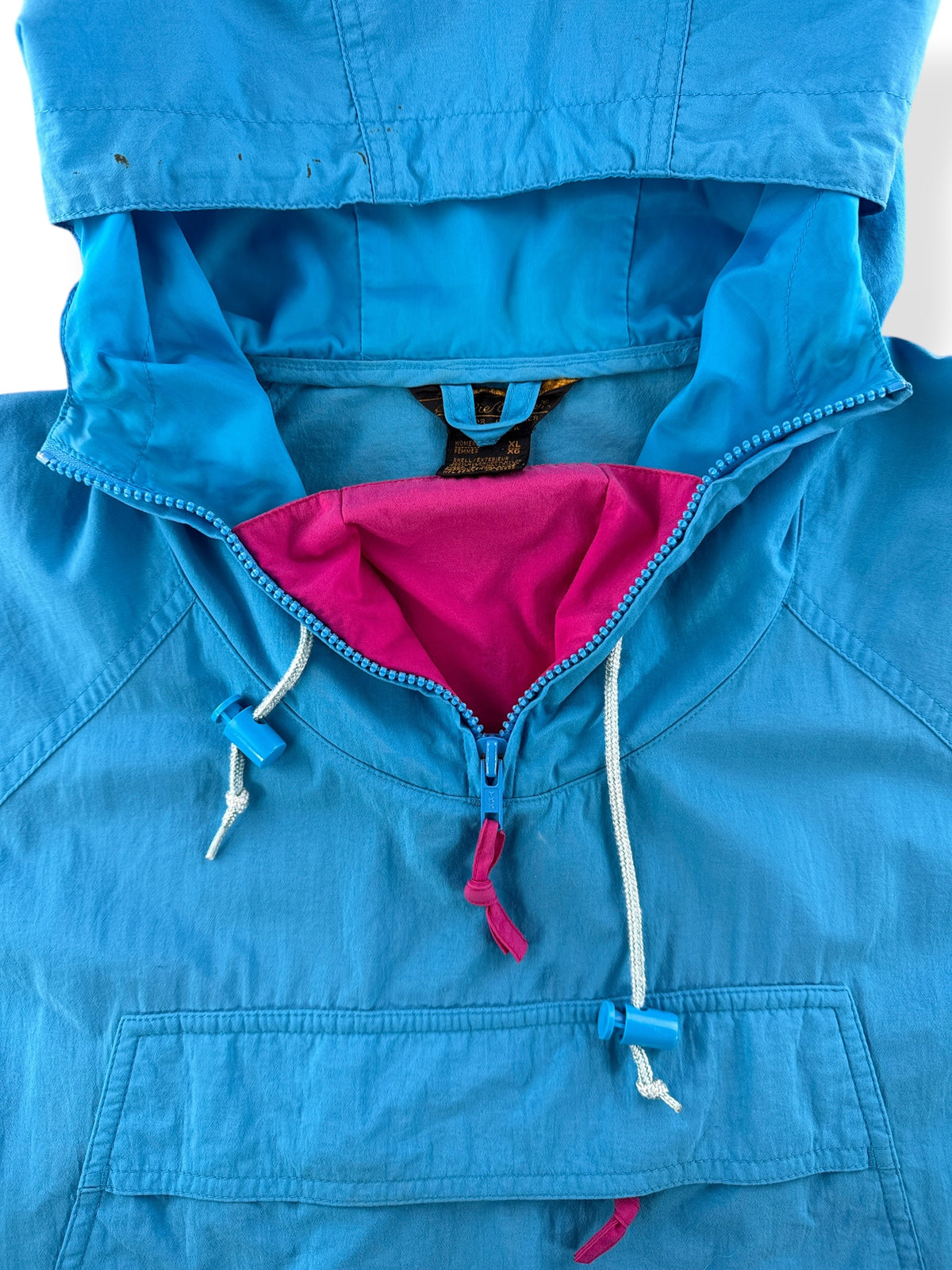 Open zipper on Vintage Eddie Bauer Anorak SZ L