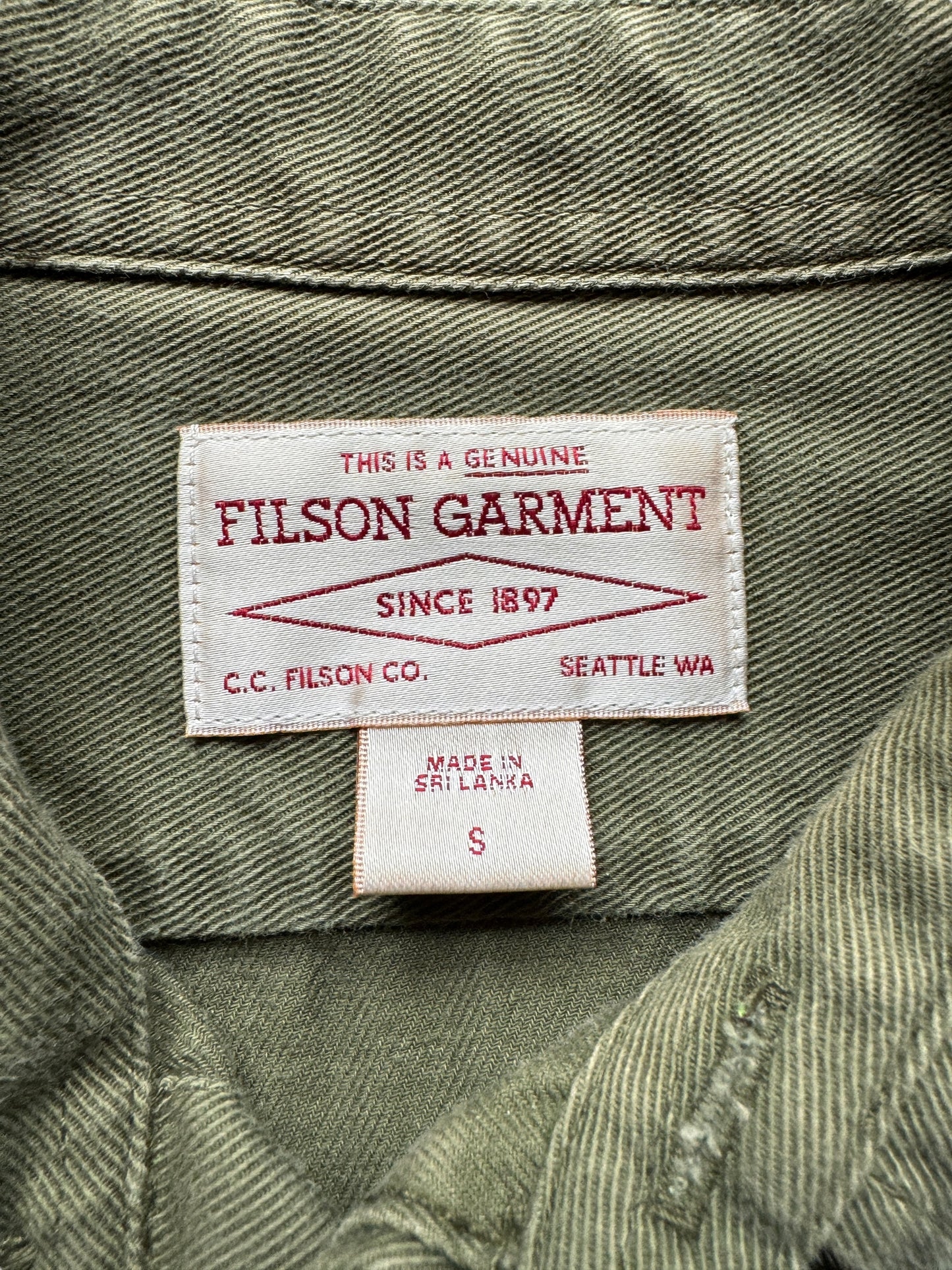 tag on Filson Twill Chino Shirt SZ S