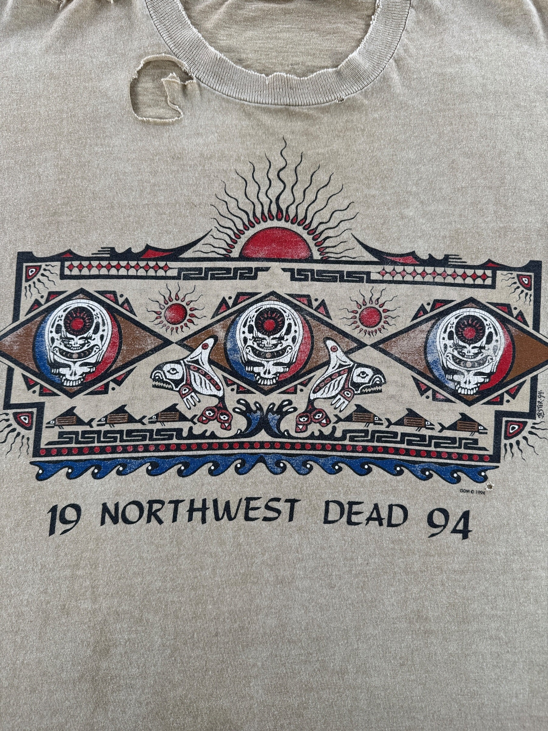 Graphic of Vintage Distressed 1994 Northwest Grateful Dead Tee SZ XL