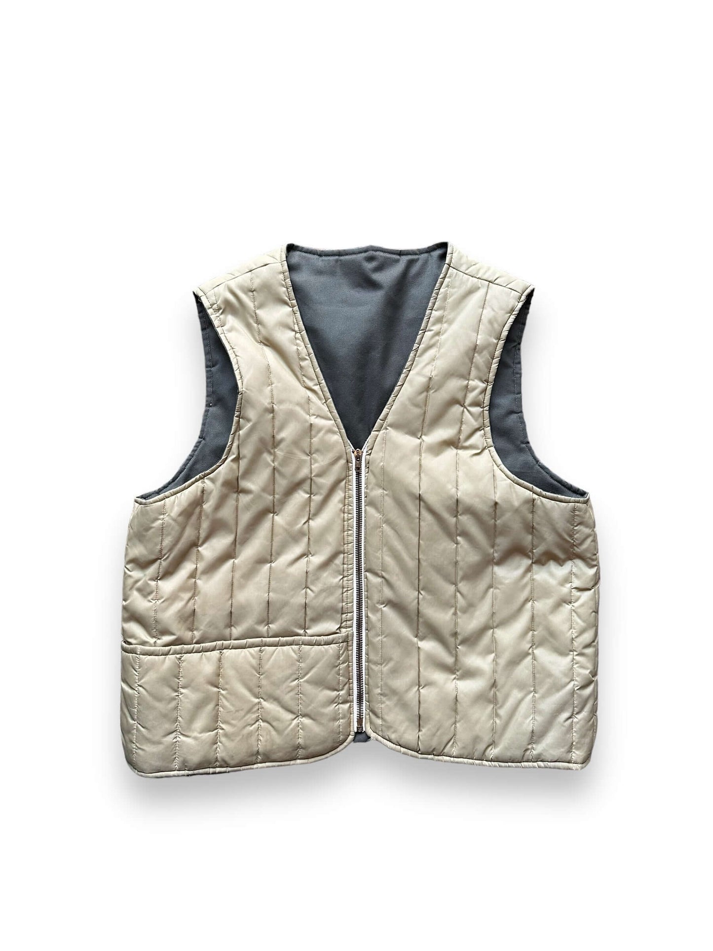 front of Vintage Reversible Quilted Liner Vest SZ XL