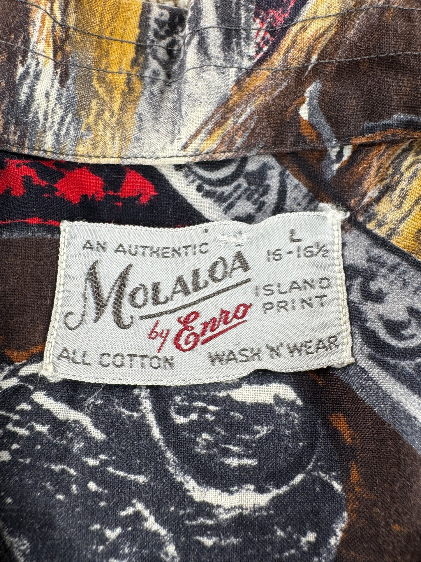 Tag on Vintage 60s Bullfighting Loop Collar Shirt SZ L