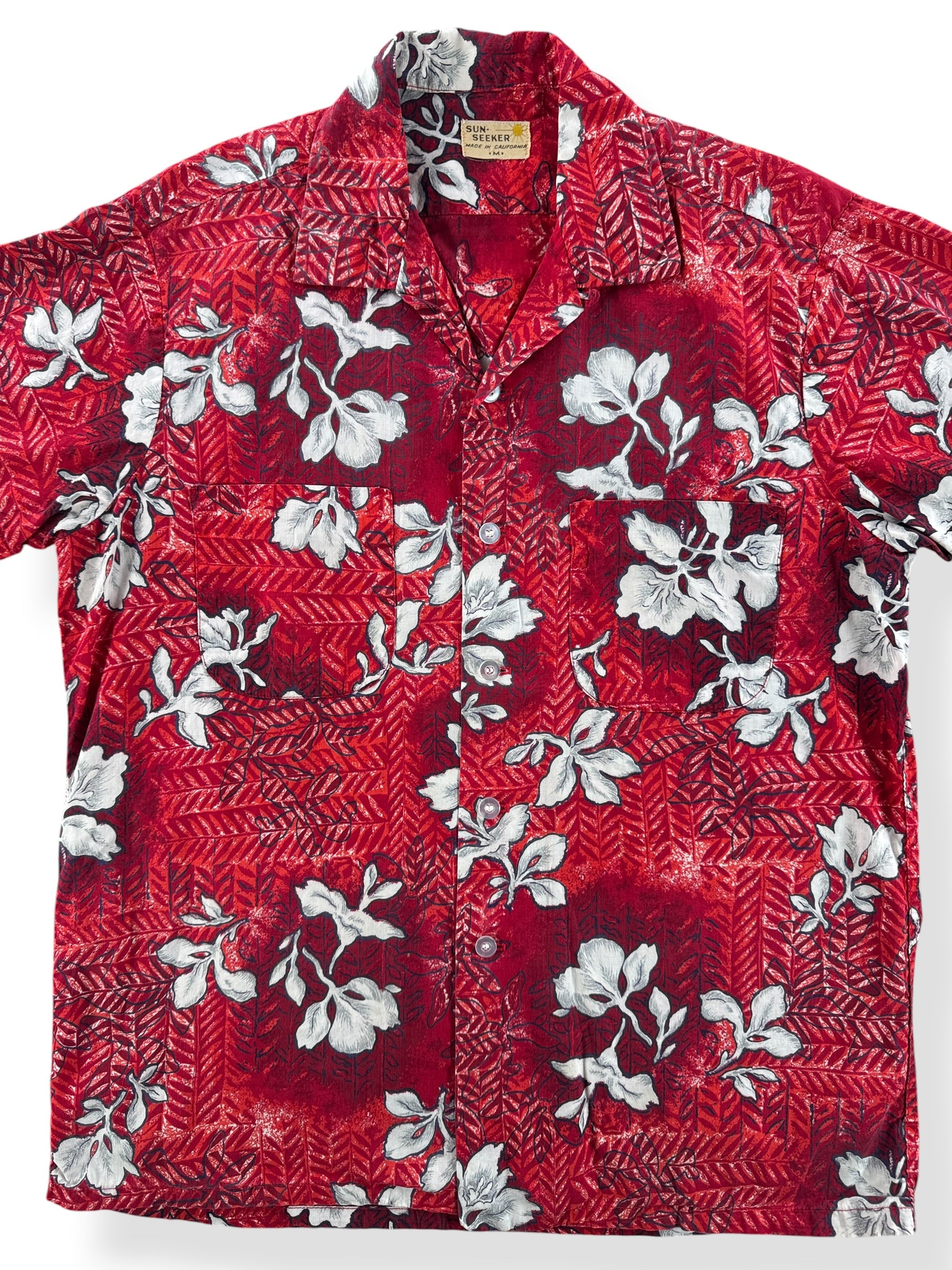 Front Close Up of Vintage Sun Seeker Cotton Aloha Shirt SZ M