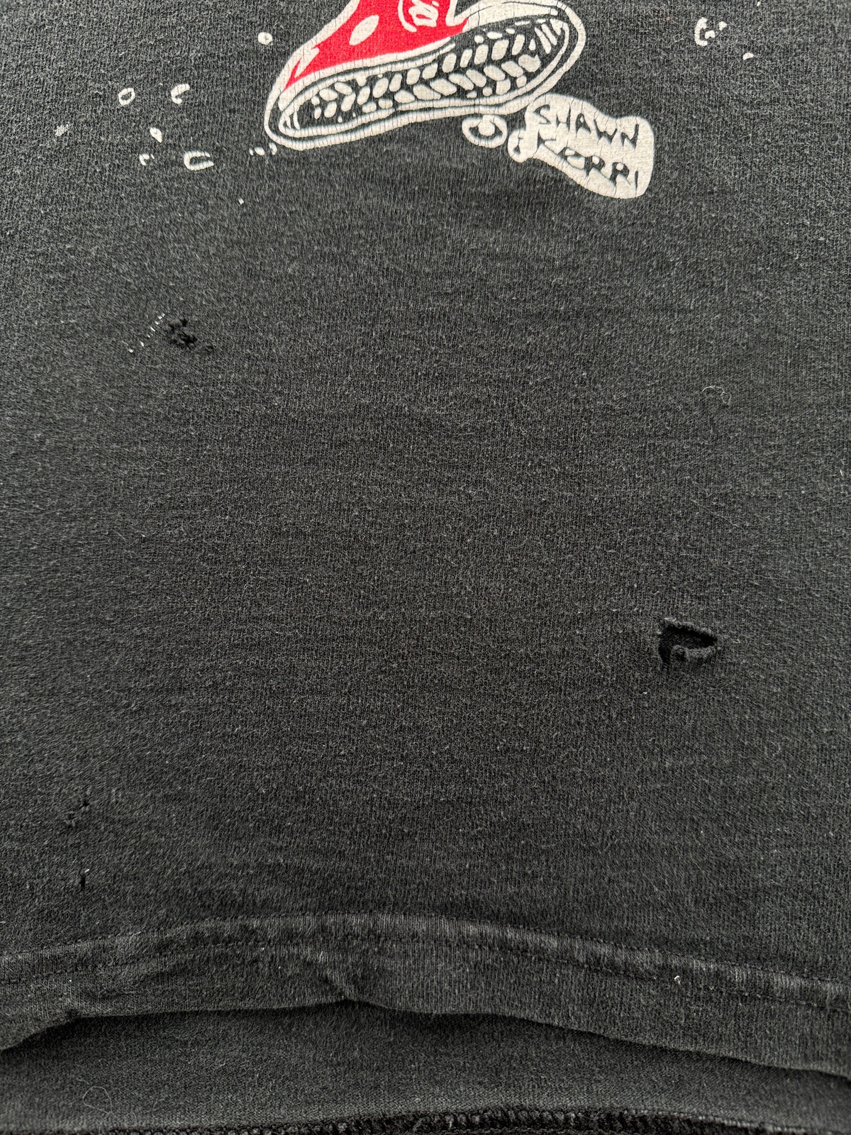 Small holes on front of Vintage Circle Jerks Tee SZ L