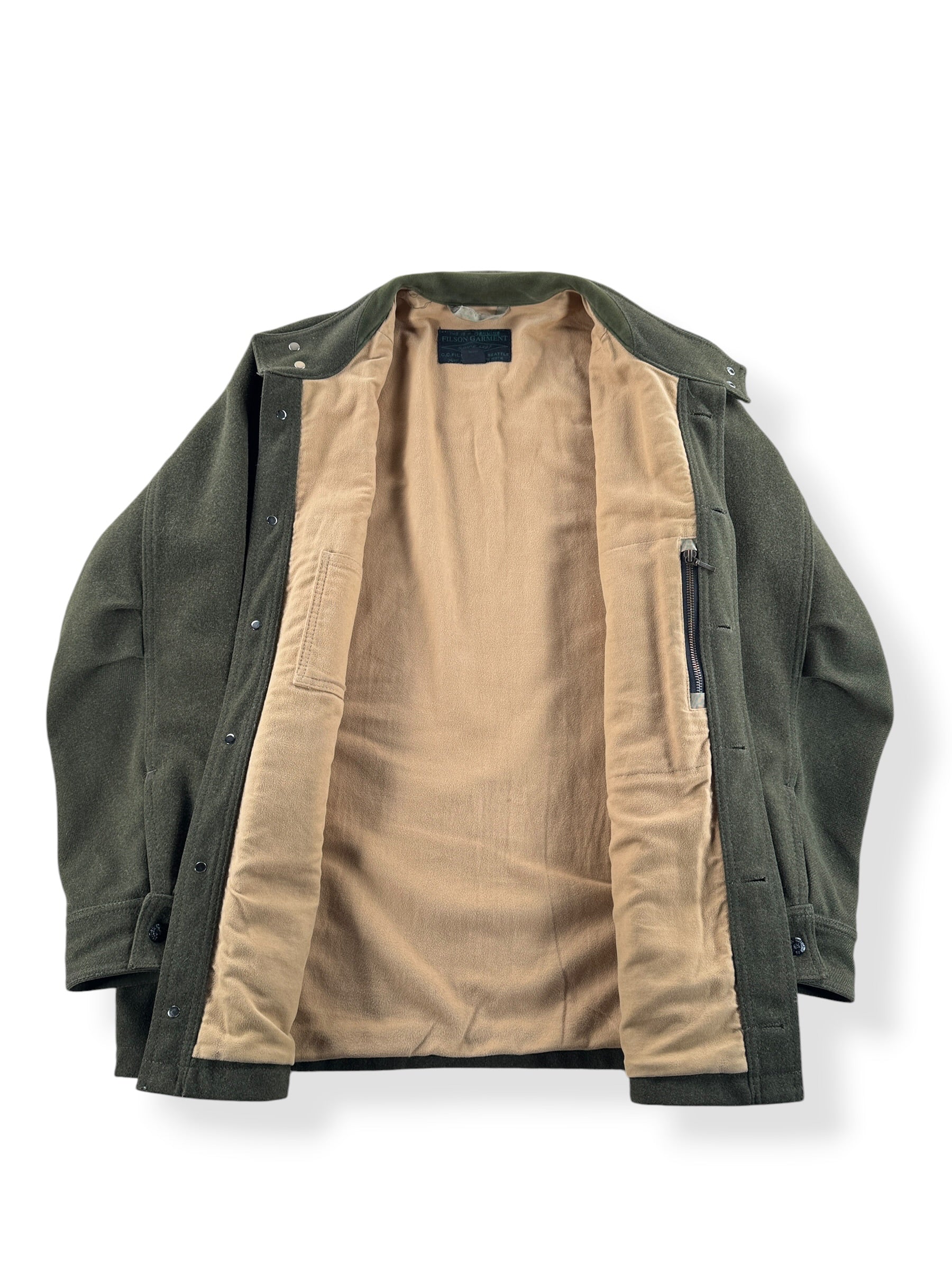 Inside of Filson Green Label Style 20202 Chinstrap Mackinaw SZ L