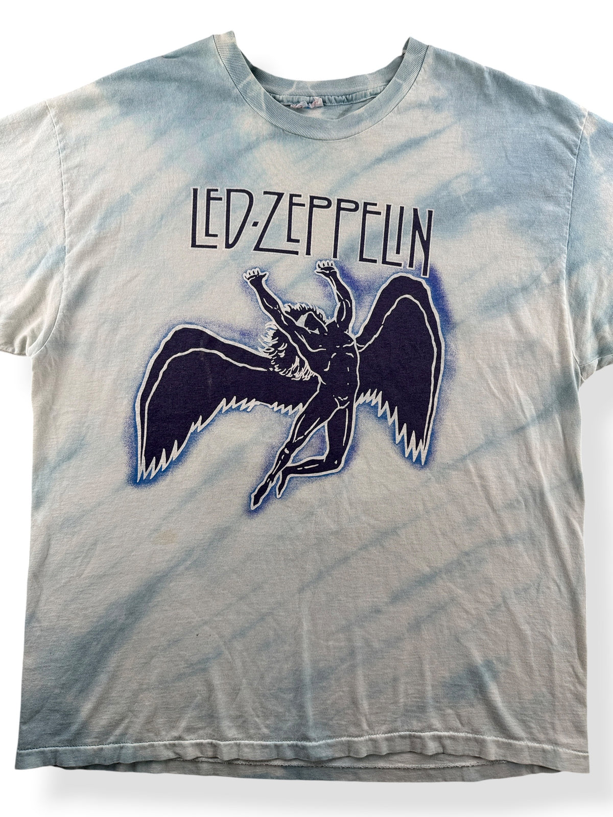 Close-up of Vintage Led Zeppelin Icarus Tee SZ XL